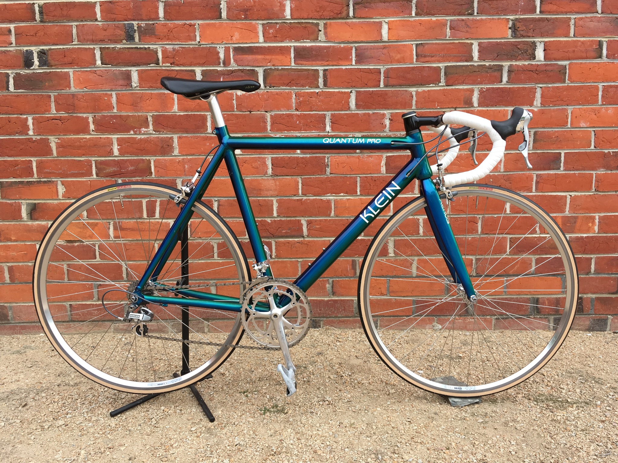まりあ KLEIN Quantum Pro c1994 equipped with Shimano Dura Ace 7402 8