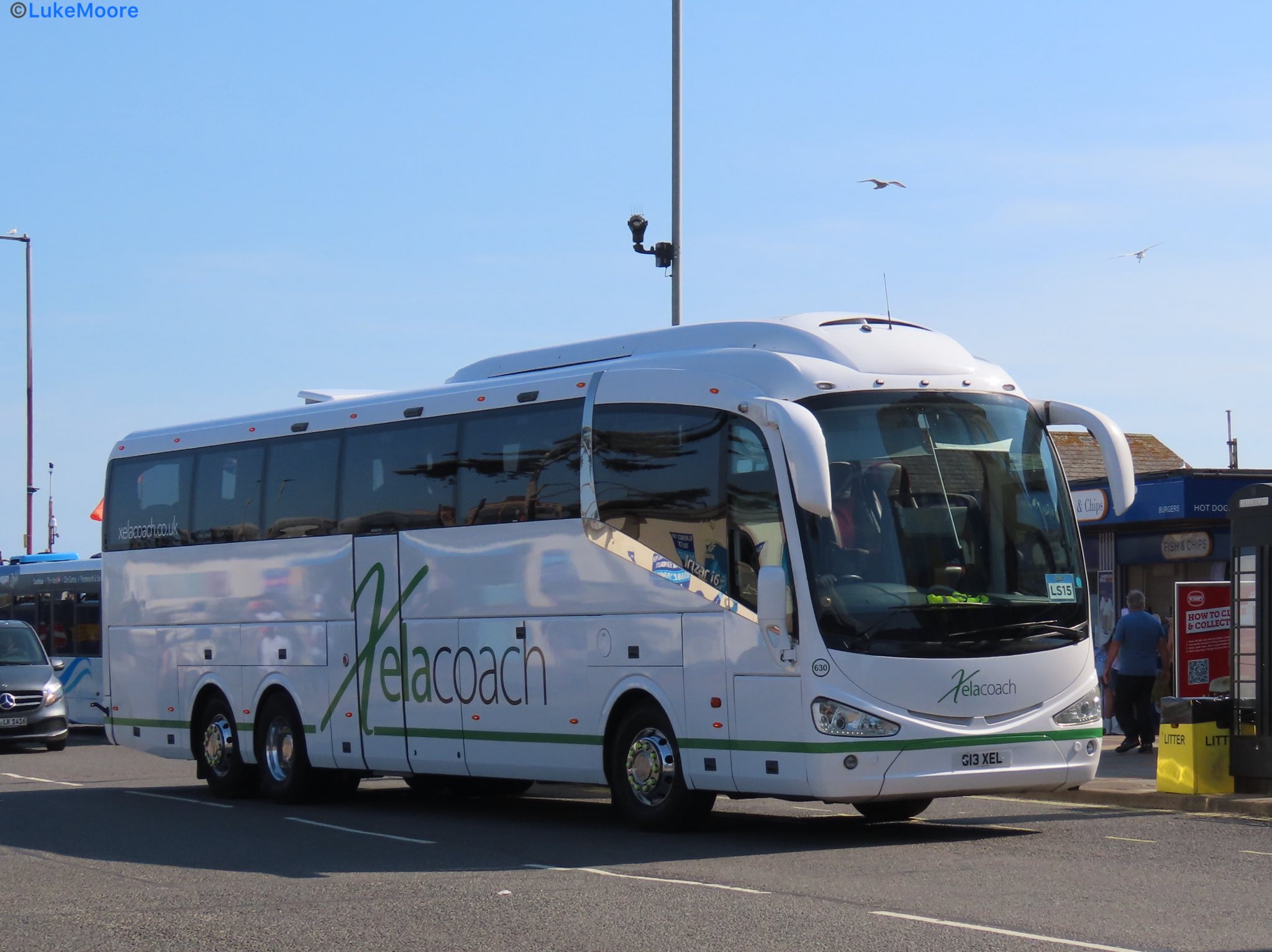 Is that time of year again, xelabus on lakeside P&R shuttles and