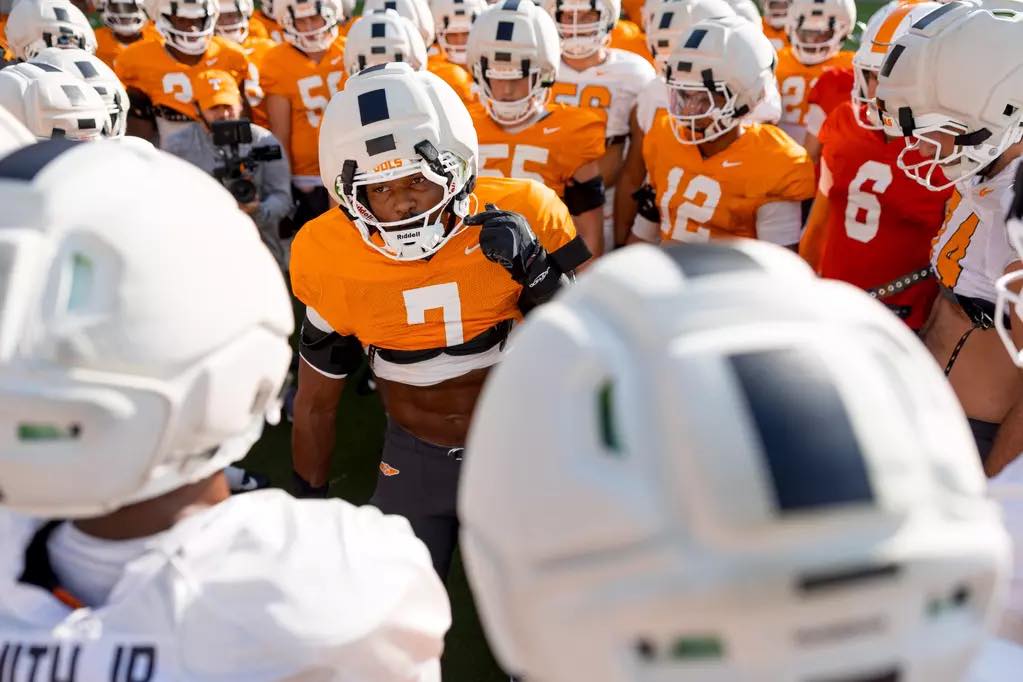Rylee - 4 hours away from kickoff!!!! Who else cannot contain their ...