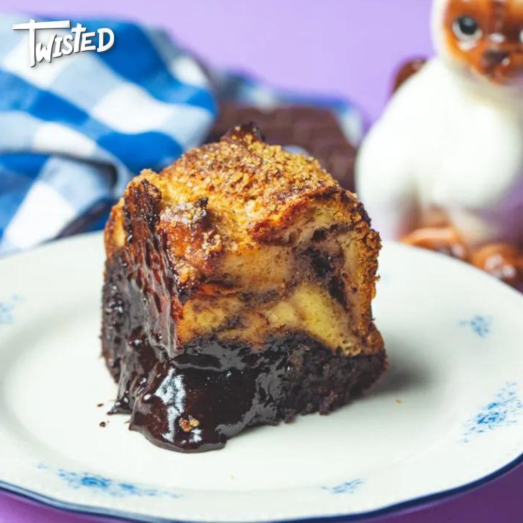 Twisted - Molten Brownie Bottom Bread Pudding 🍫😍 - recipe:... | Facebook