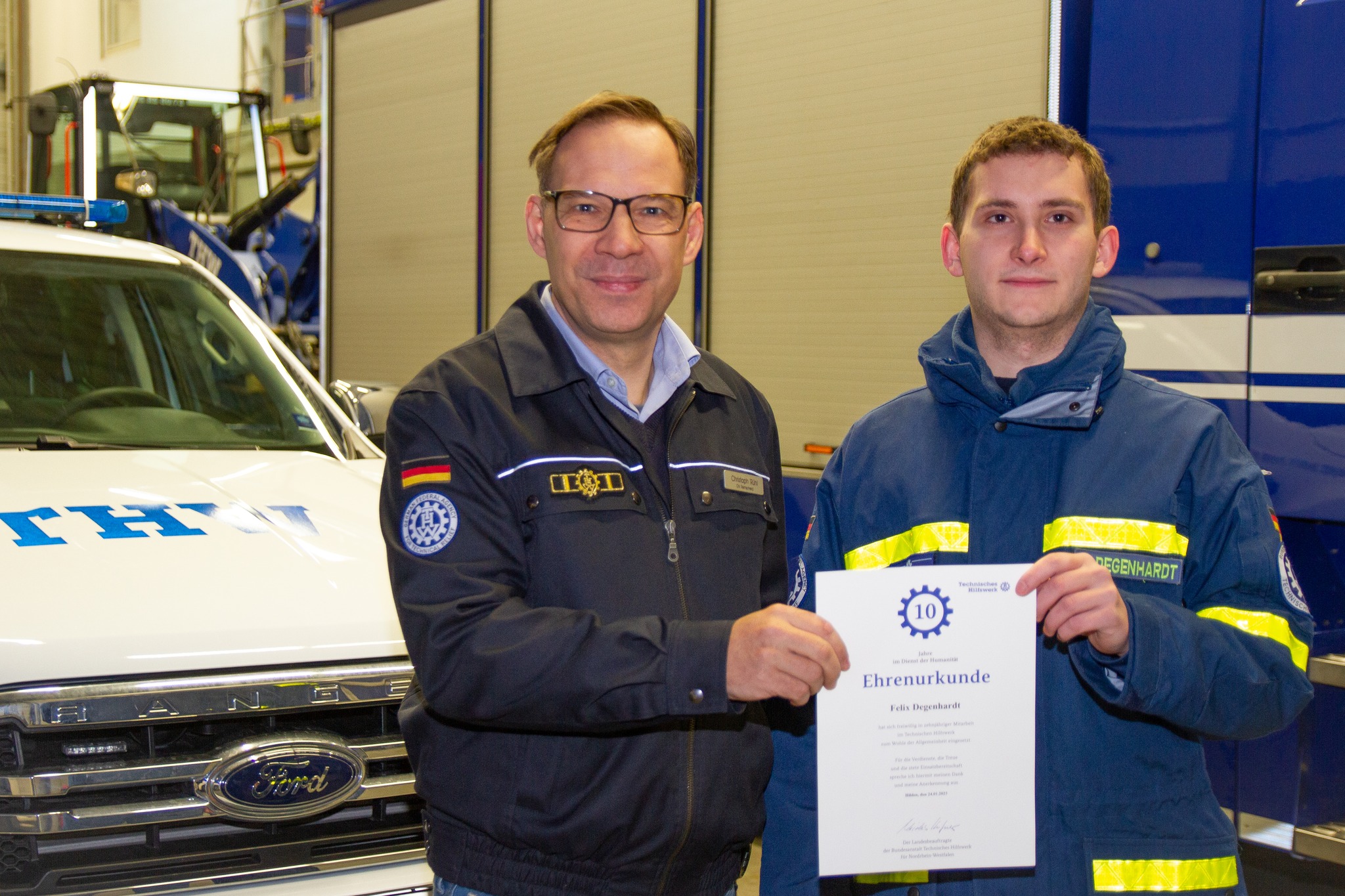 THW - 10 Jahre Ehrenamt Wir gratulieren Felix Degenhardt.🎉 Er hat sich ...