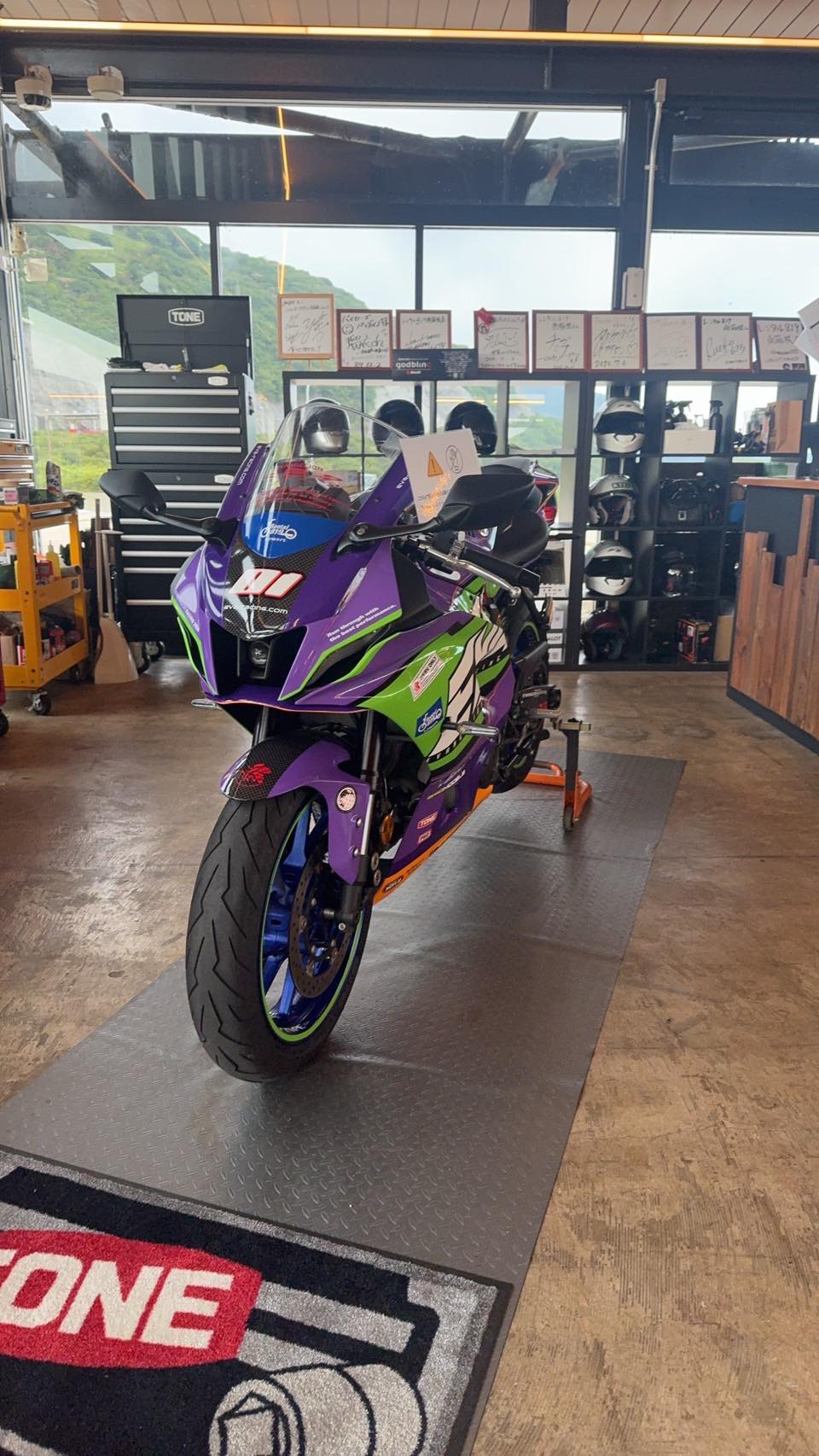 A collaborative motorcycle rental service featuring bikes themed