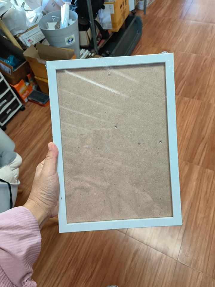 WS FRAME - กรอบขาว A4 ขอบกว้าง 0.5 นิ้ว กระจกหนา 2 มม....