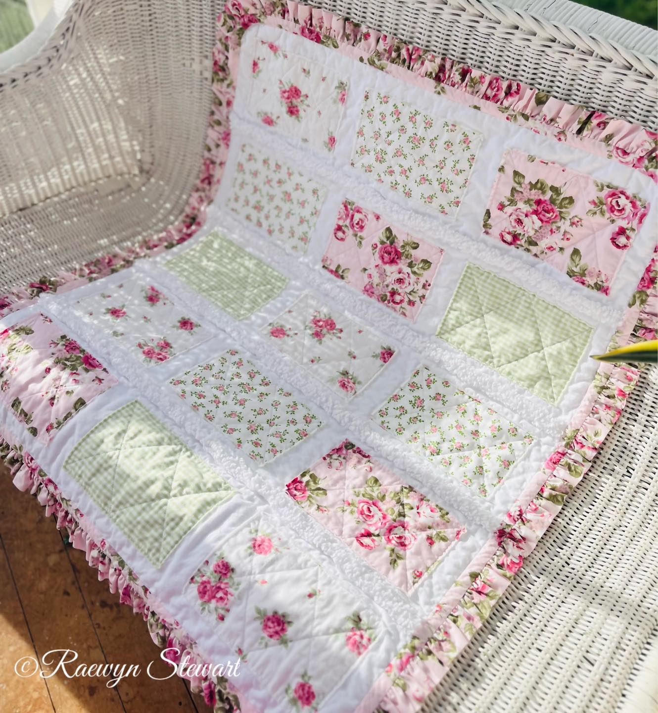 The Ruffle... - Rag Quilt Tutorials with Raewyn Stewart | Facebook