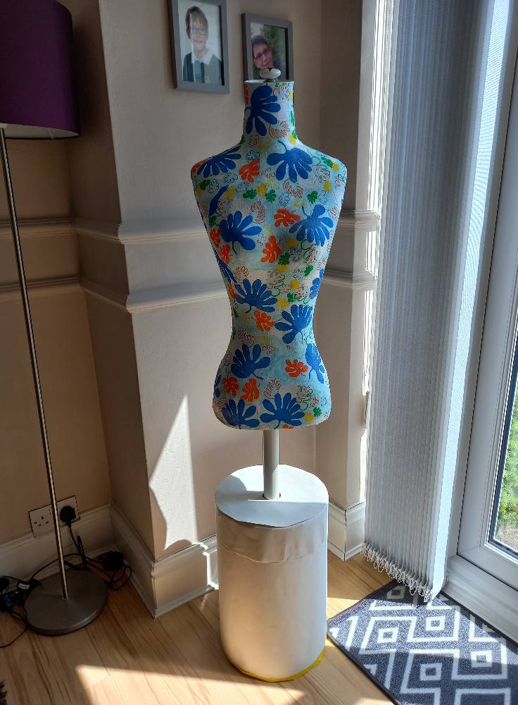 Upcycled mannequin using recycled materials
