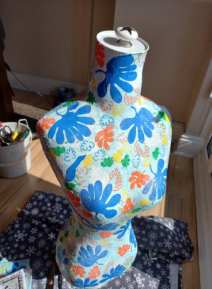 Upcycled mannequin using recycled materials