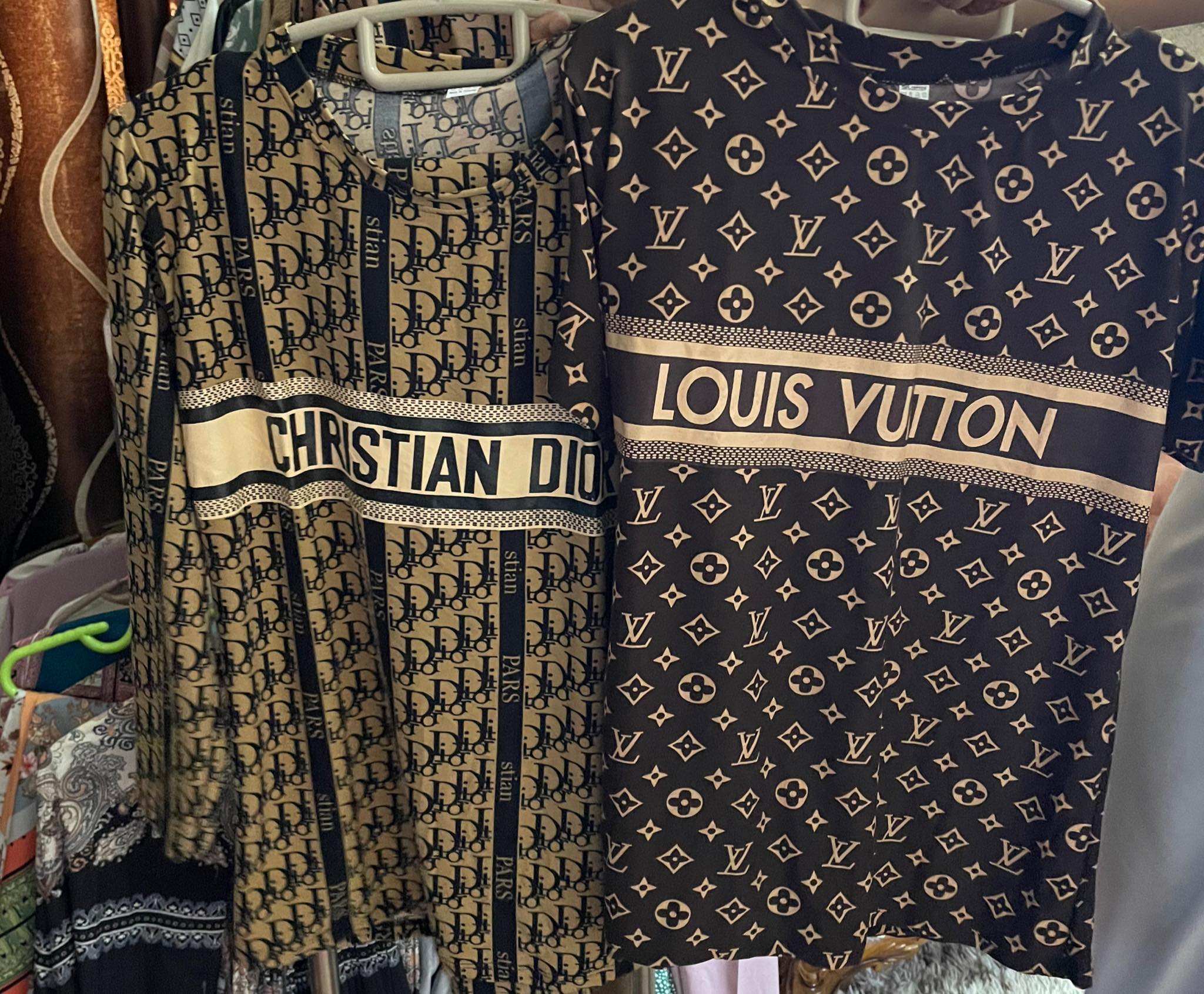 Rebellious rose boutique