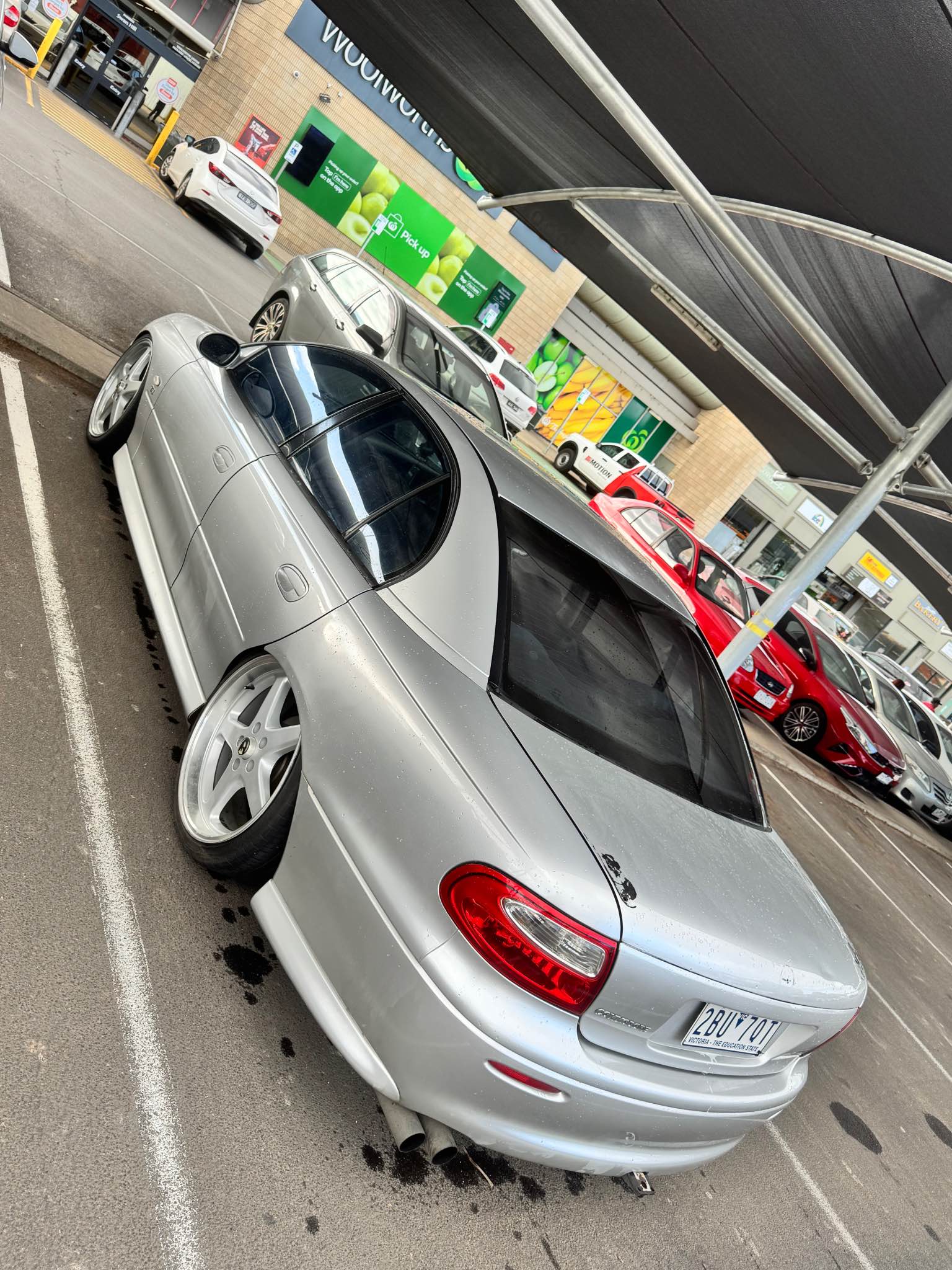 2001 Holden vx spac