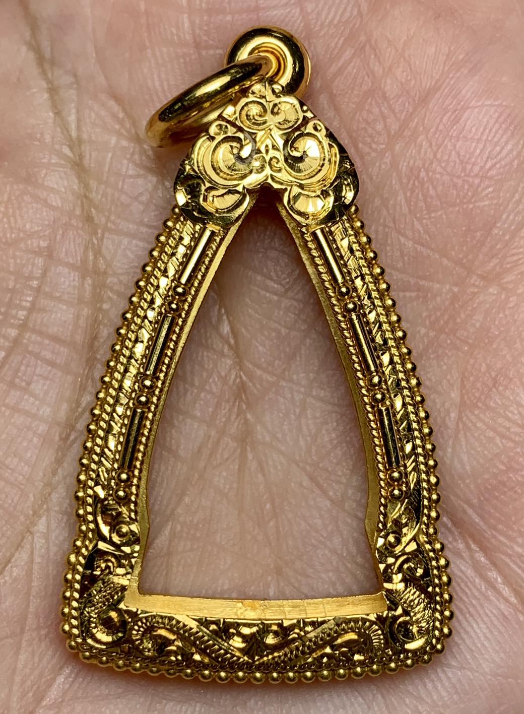 ต้อนรับ 7.7... - ร้านตลับทองฐิติ - Gold Casing for Amulet | Facebook