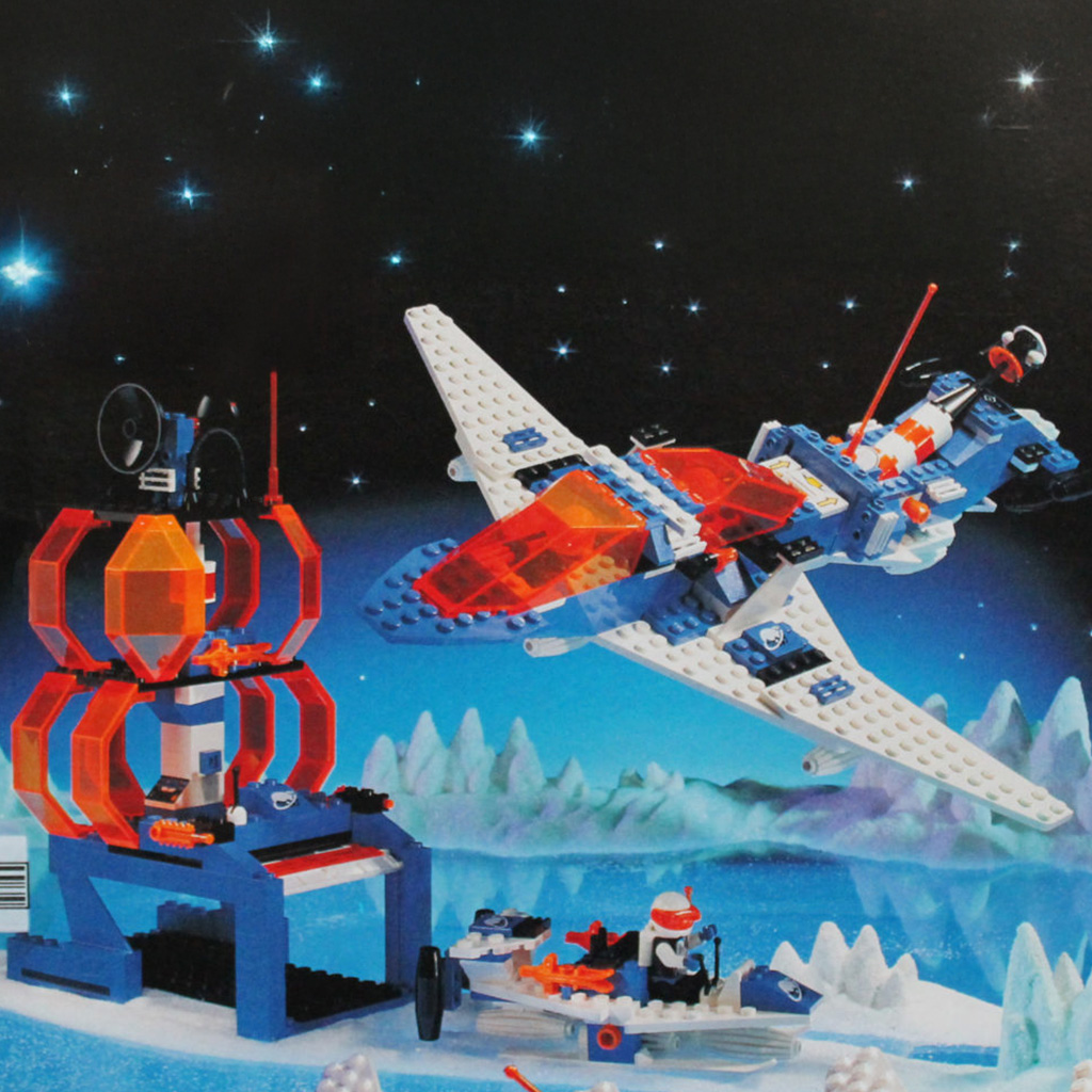 Deep Freeze Defender (6973) is a set from the Ice Planet 2002