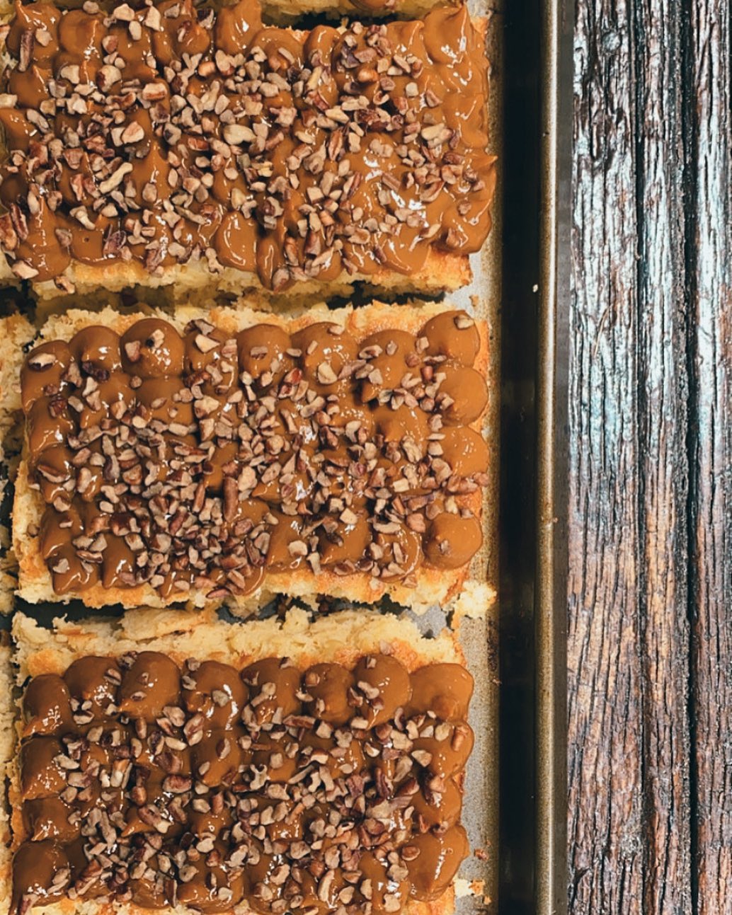 BreadTown - P A N D E E L O T E 💛 dulce de leche