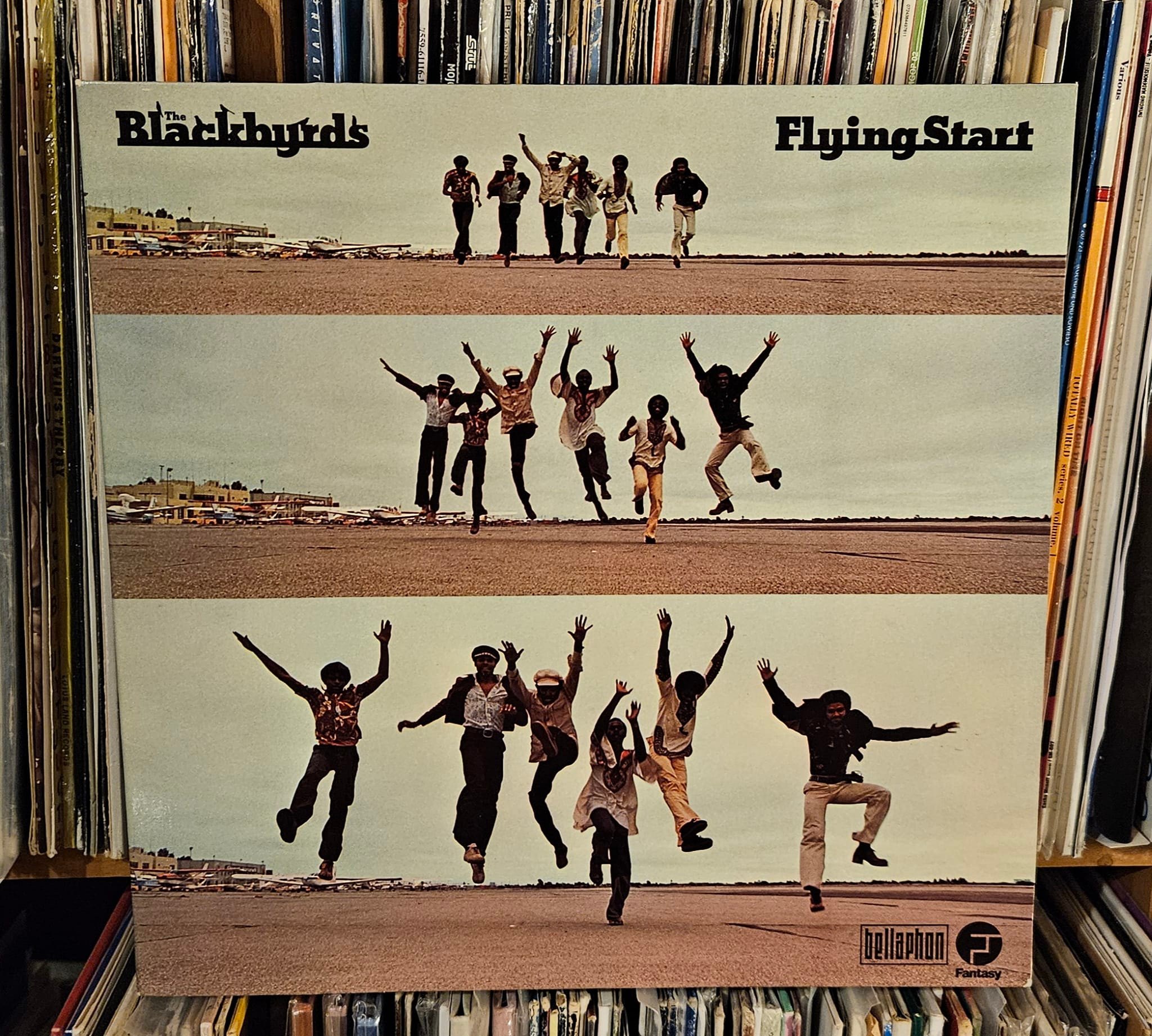 Blackbyrds - Dancin' Dancin' (1980)