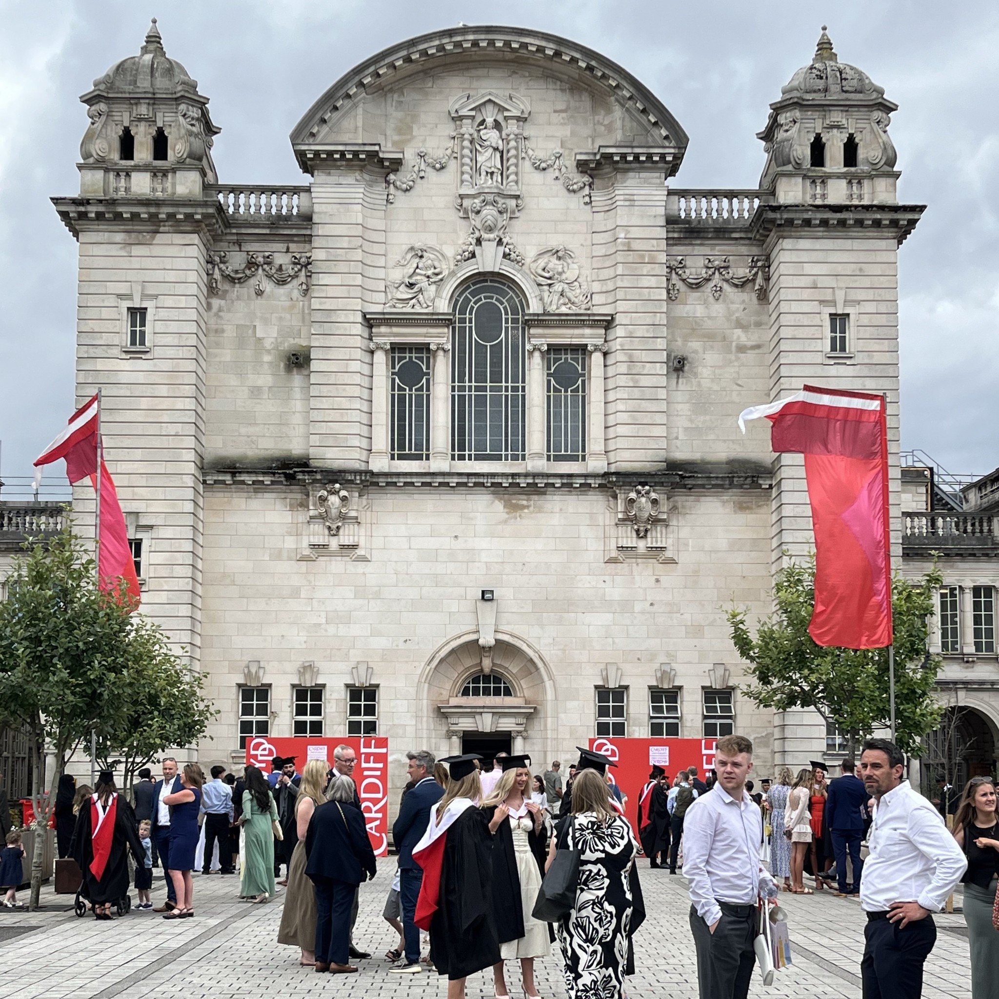 🎓 Graduation... - Cardiff University International Students | Facebook
