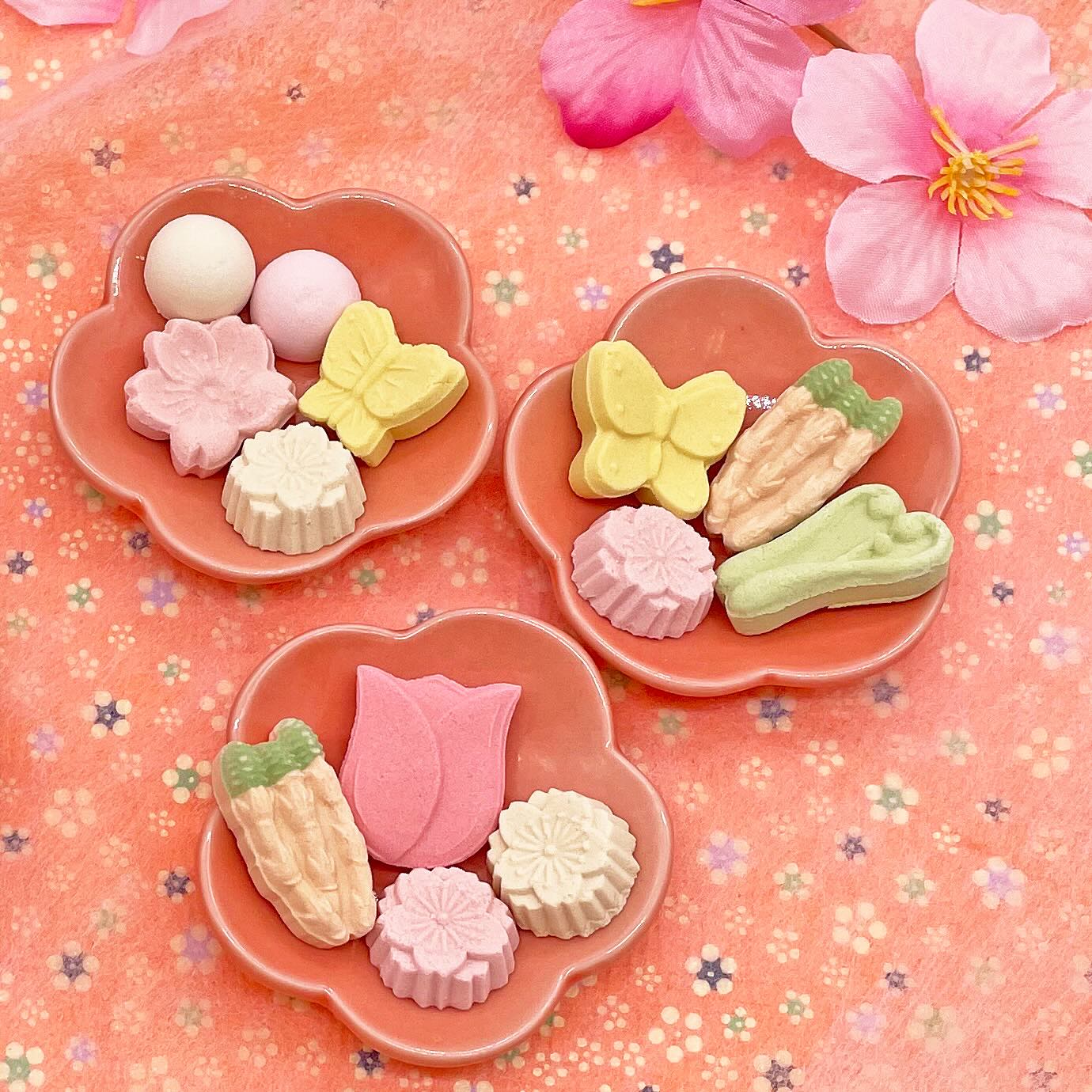 讃岐和三盆糖を使用した可愛らしいお干菓子。 幸せの一粒 つくしや蝶々