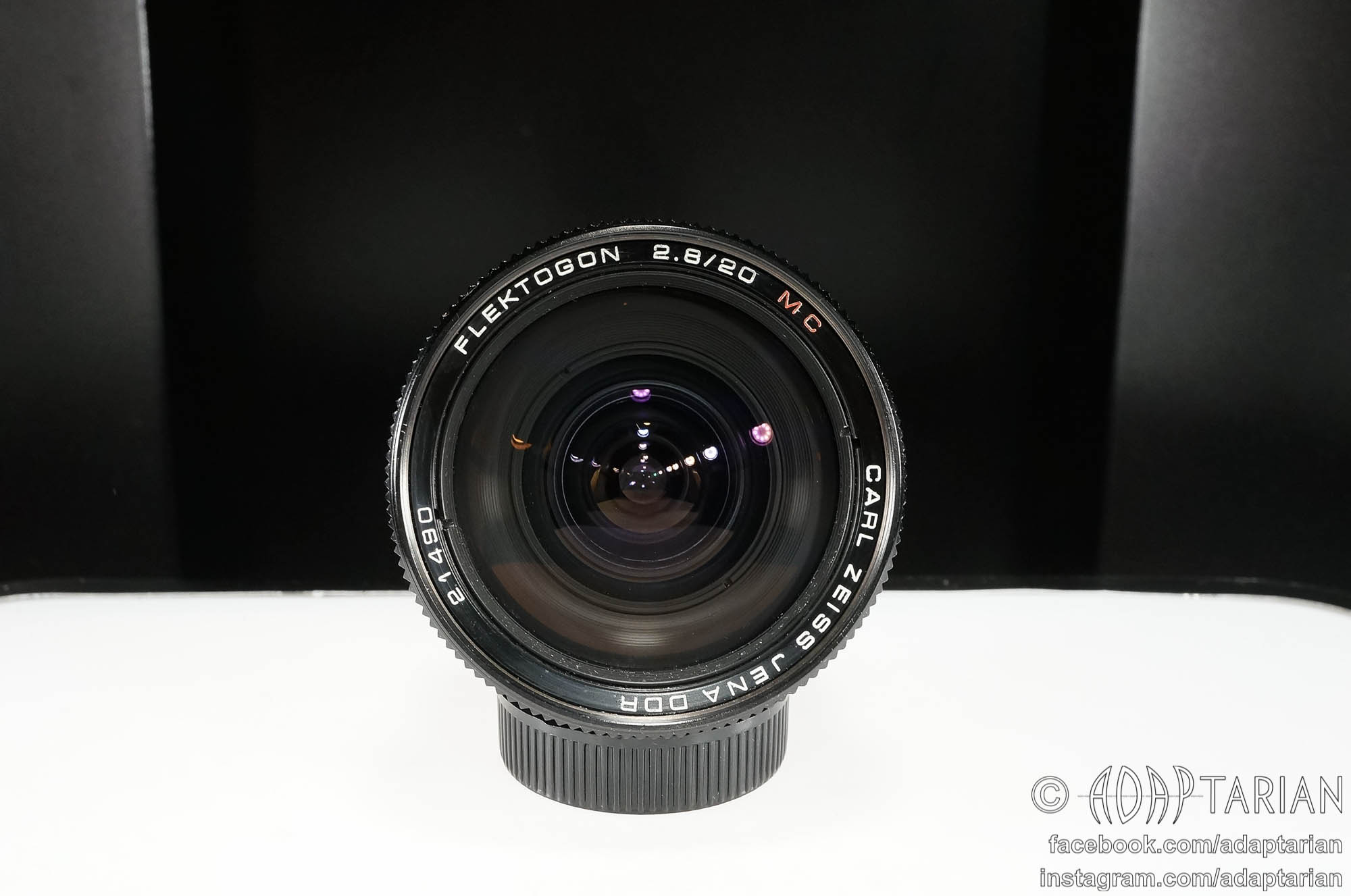 Carl Zeiss Jena FLEKTOGON 20/2.8 MC, M42 mount. Case and caps 