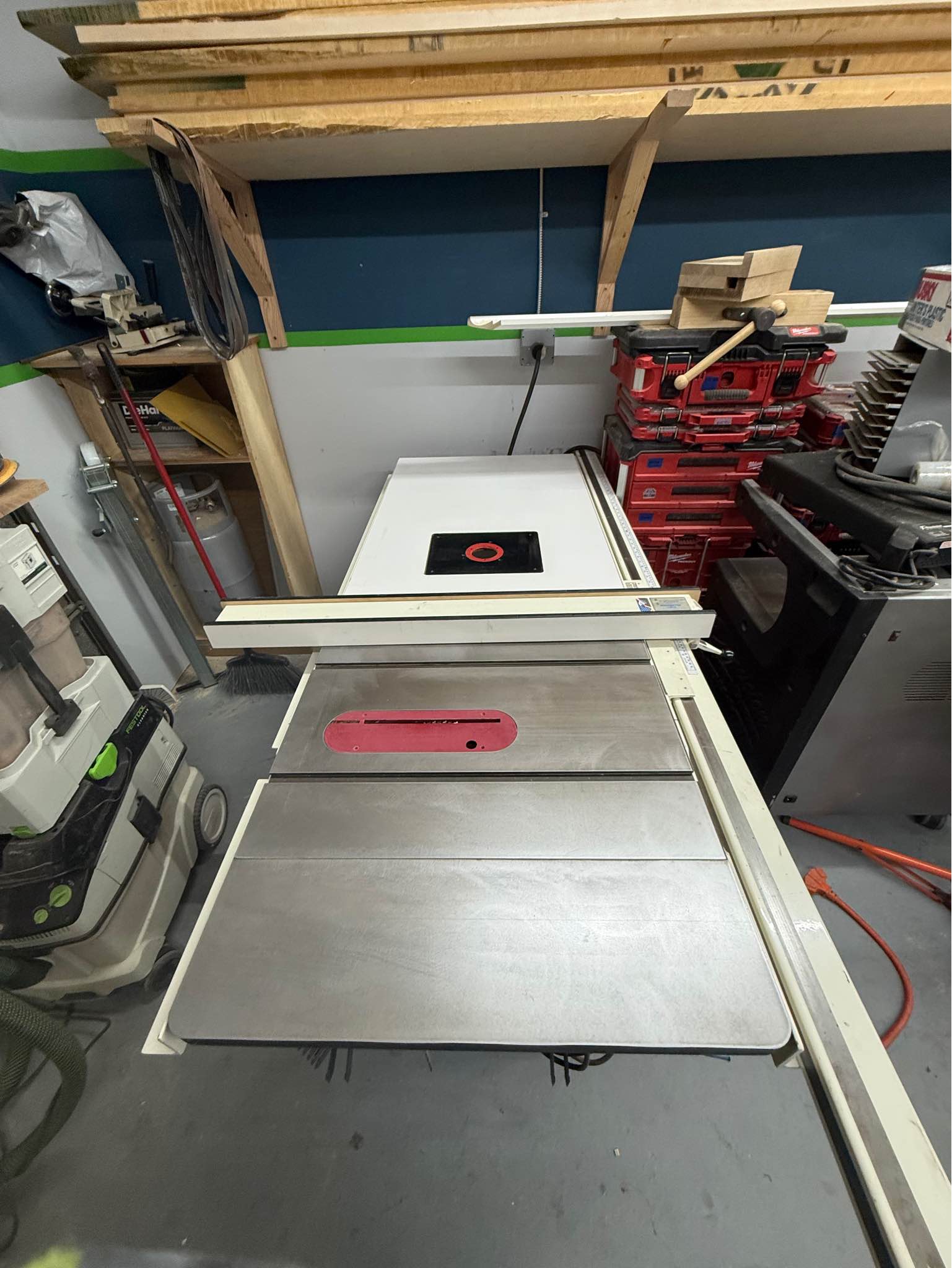 Delta Unisaw Cabinet Table Saw w/ Biesemeyer Fence + Router Table Wing ...