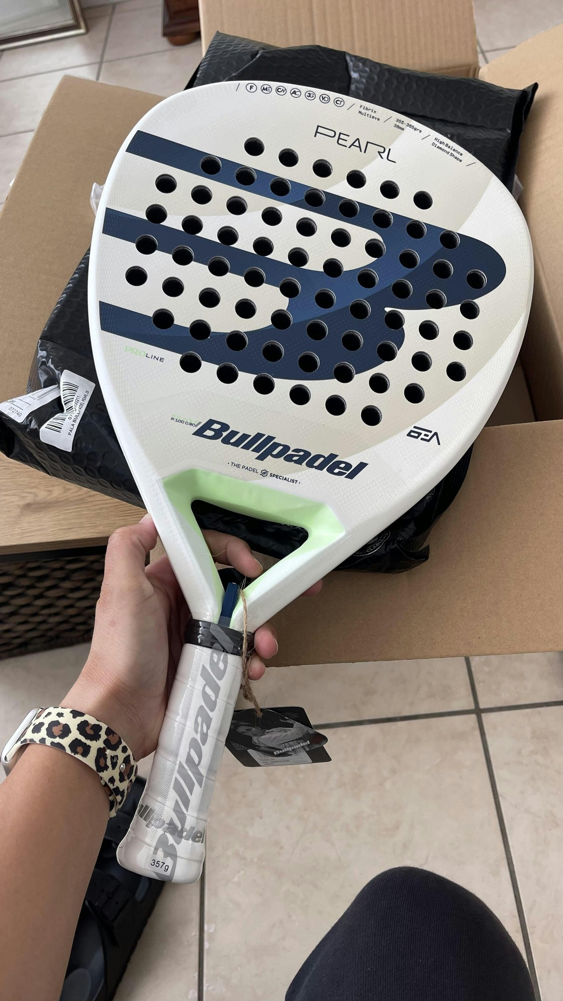 Padel - 🌟 🌟 🌟 🌟 🌟 5 star review from Valentina: Nice racket and fast ...