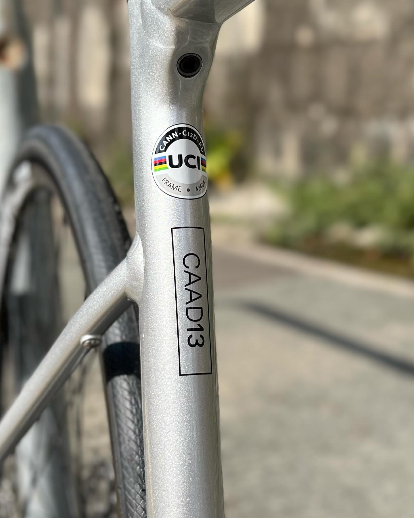 CAAD13 105 Di2 - Mercury Key specs: Frame: SmartForm C1 Premium 