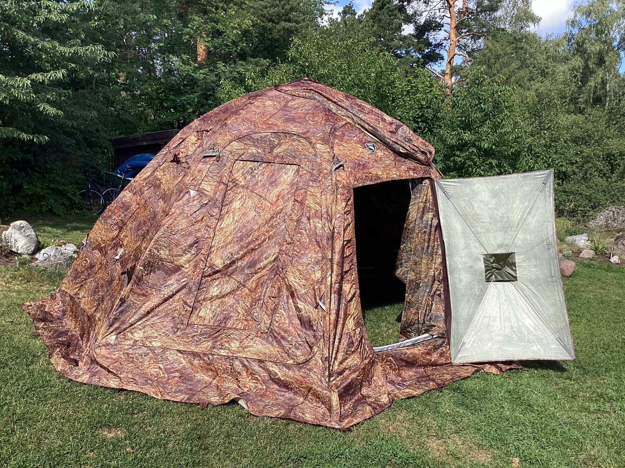 james baroud zelt Folding Rooftop Tent Dimensions (ft):20' x 20' products-ad-feed Aldi Wheeled Backpack Adventuridge