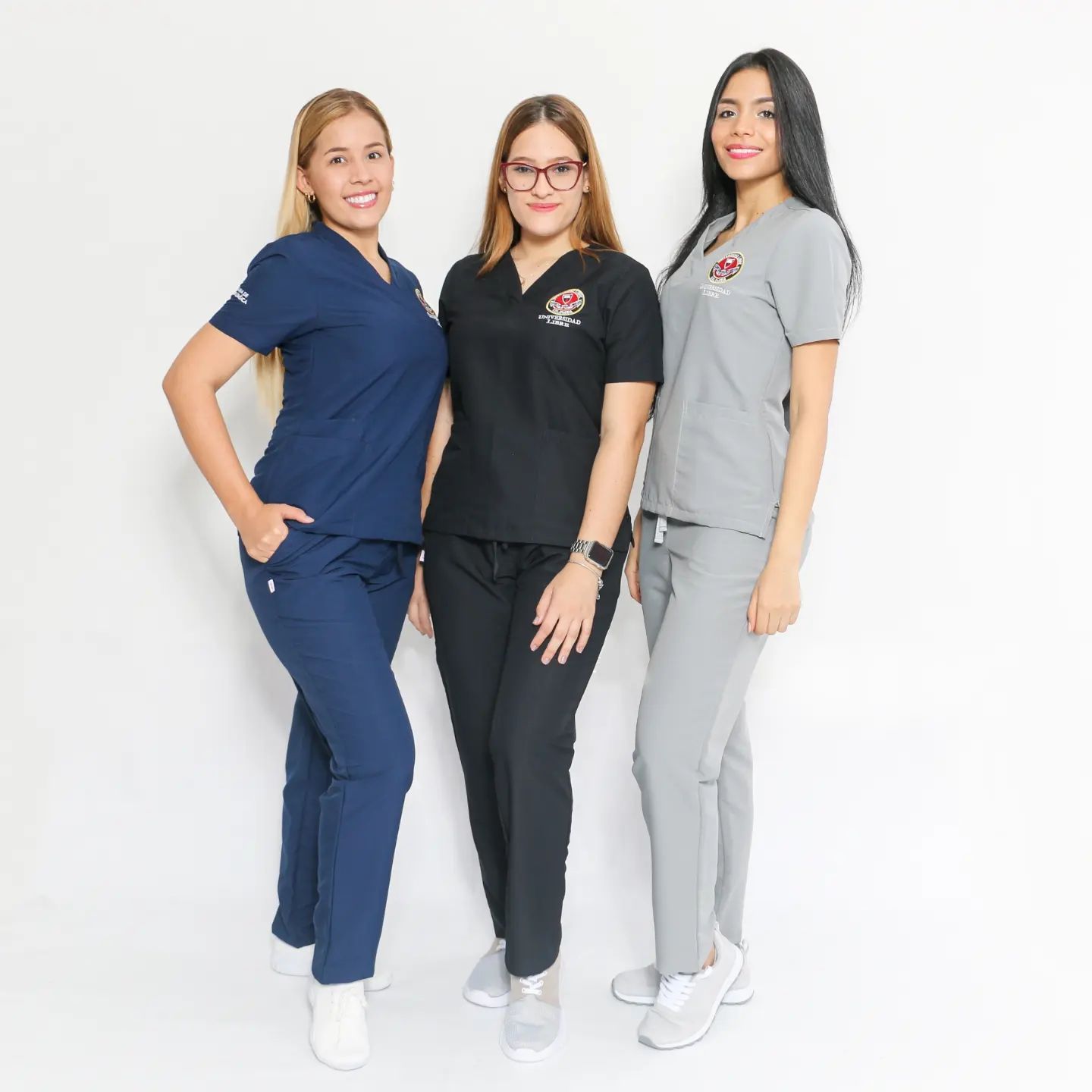 Live Batas Y Uniformes | Puerto Colombia