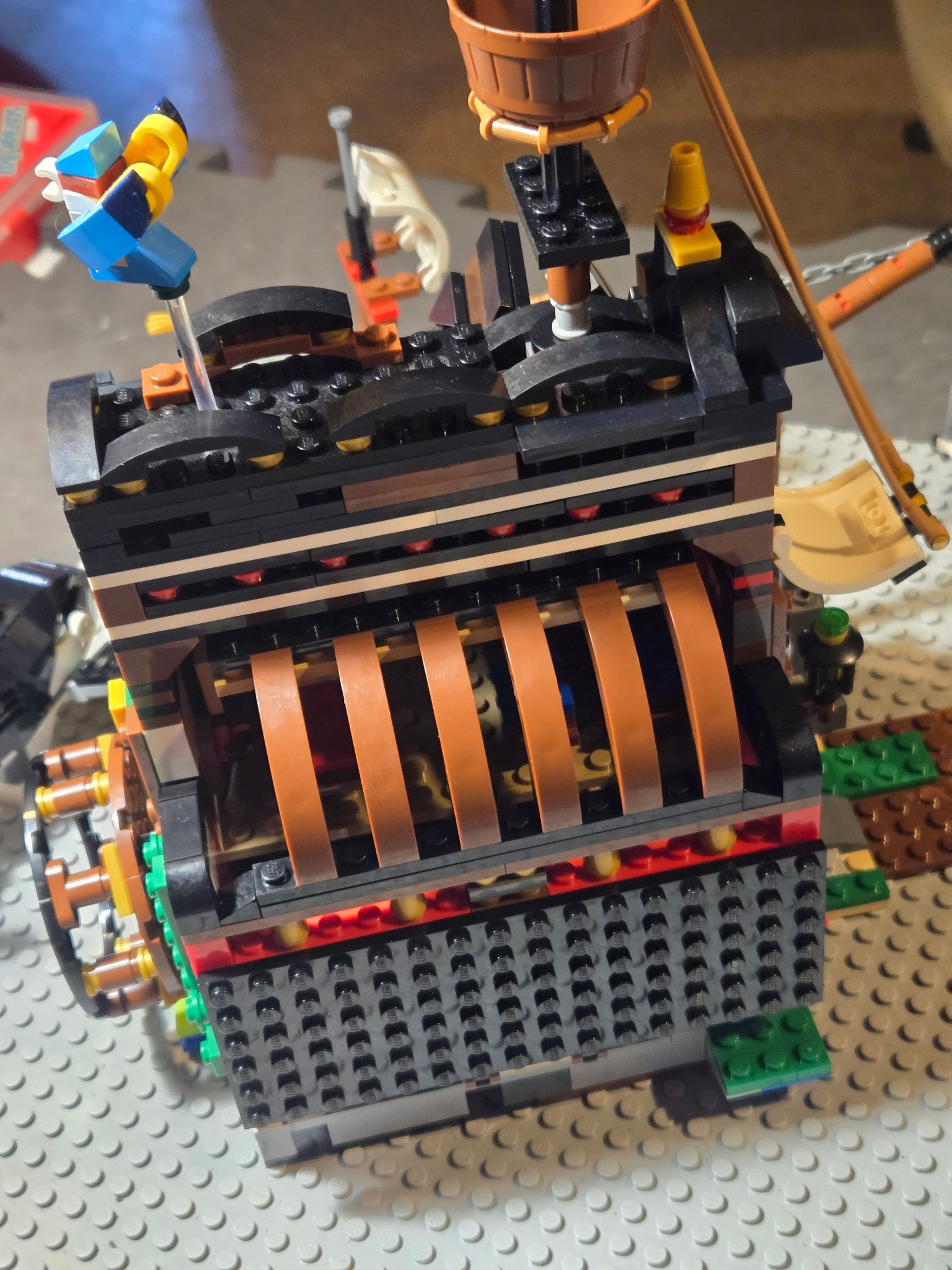 Improved my temple build with the pickabrick pieces
