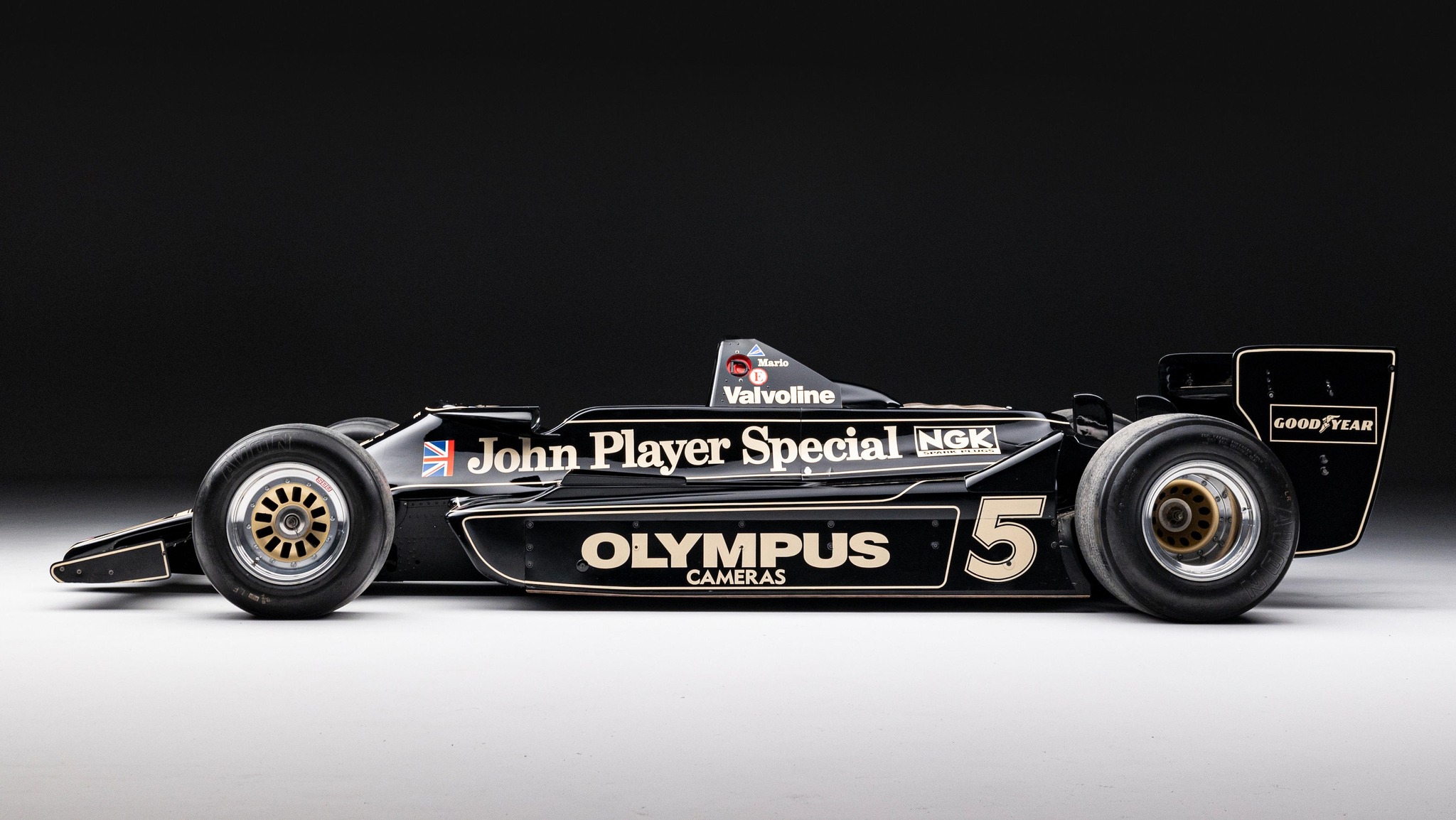 Completed 1979 Lotus Martini F1 model with original parts