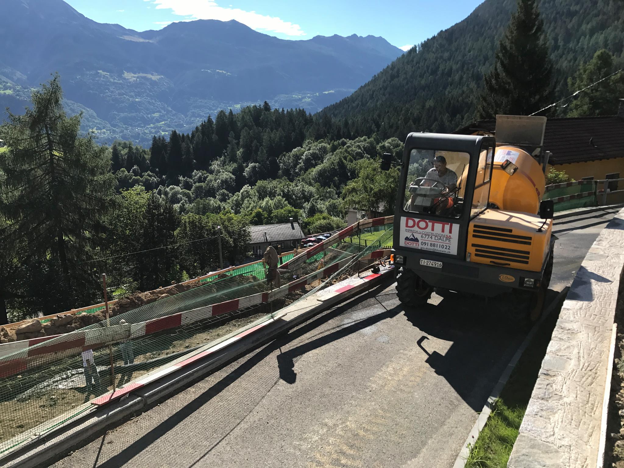 Dissuasore Antifurto Per Auto – Triangolo Fora Pneumatici Con Punzoni Rotanti, Sicurezza Veicolo