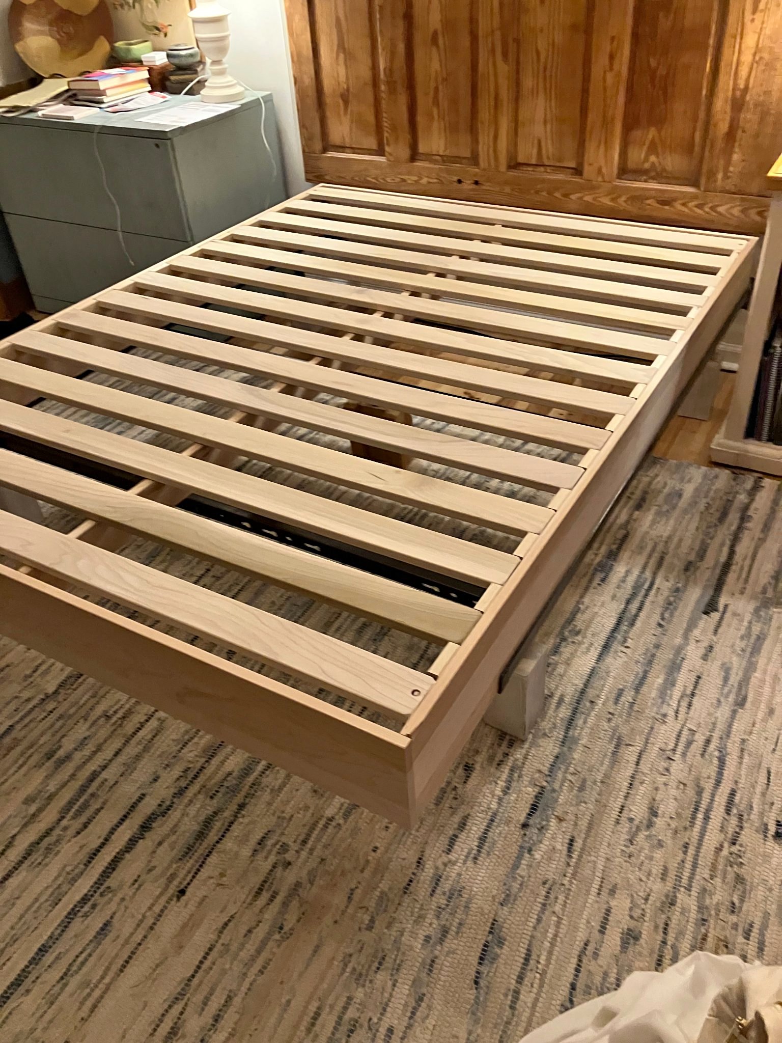 Savvy Rest Maple & Poplar Wooden Platform Bed Insert / Mattress Base ...