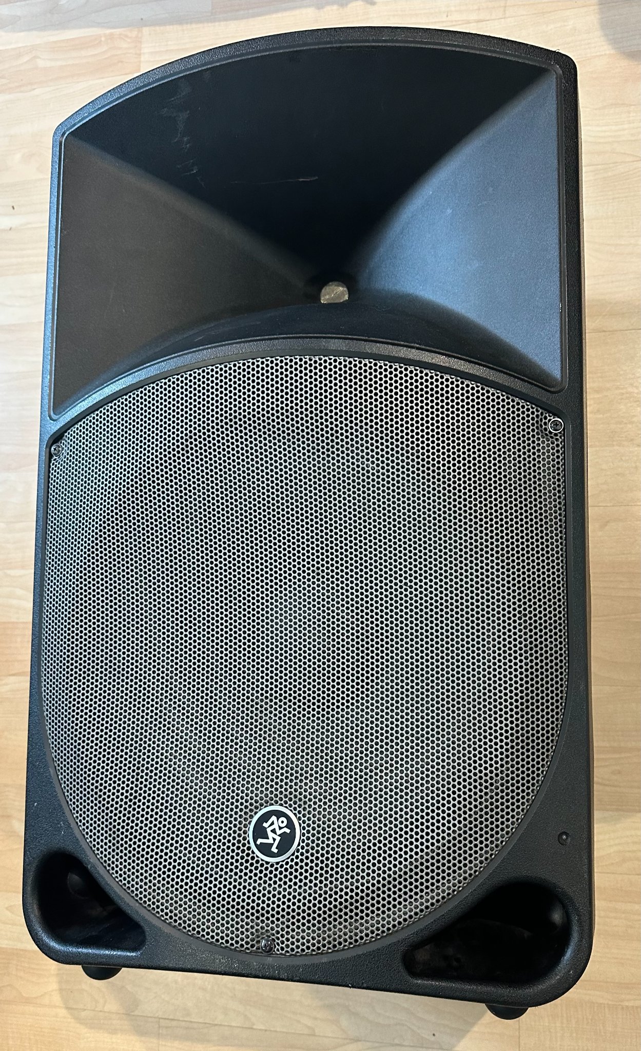 Mackie Thump TH-15A speakers for sale