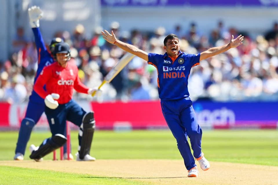 RJ Shahzaib - England finally managed to cross 200 against... | Facebook