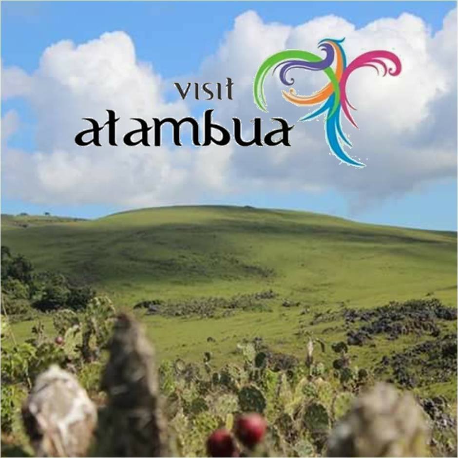 Tarian Perang dari SD Makir dalam Acara Karya Wisata Guru-Guru Se ...