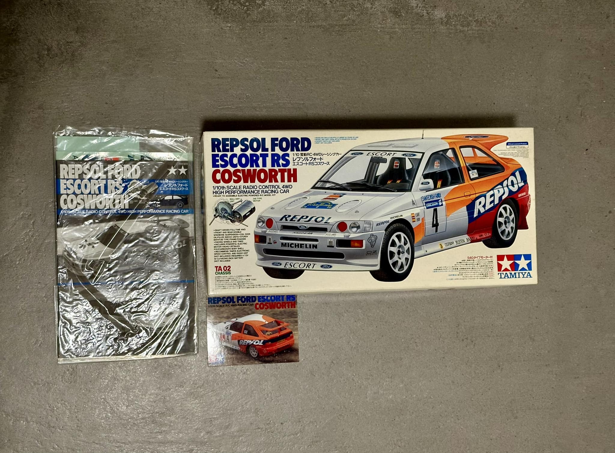 Tamiya Repsol Ford Escort RS Cosworth (58176)
