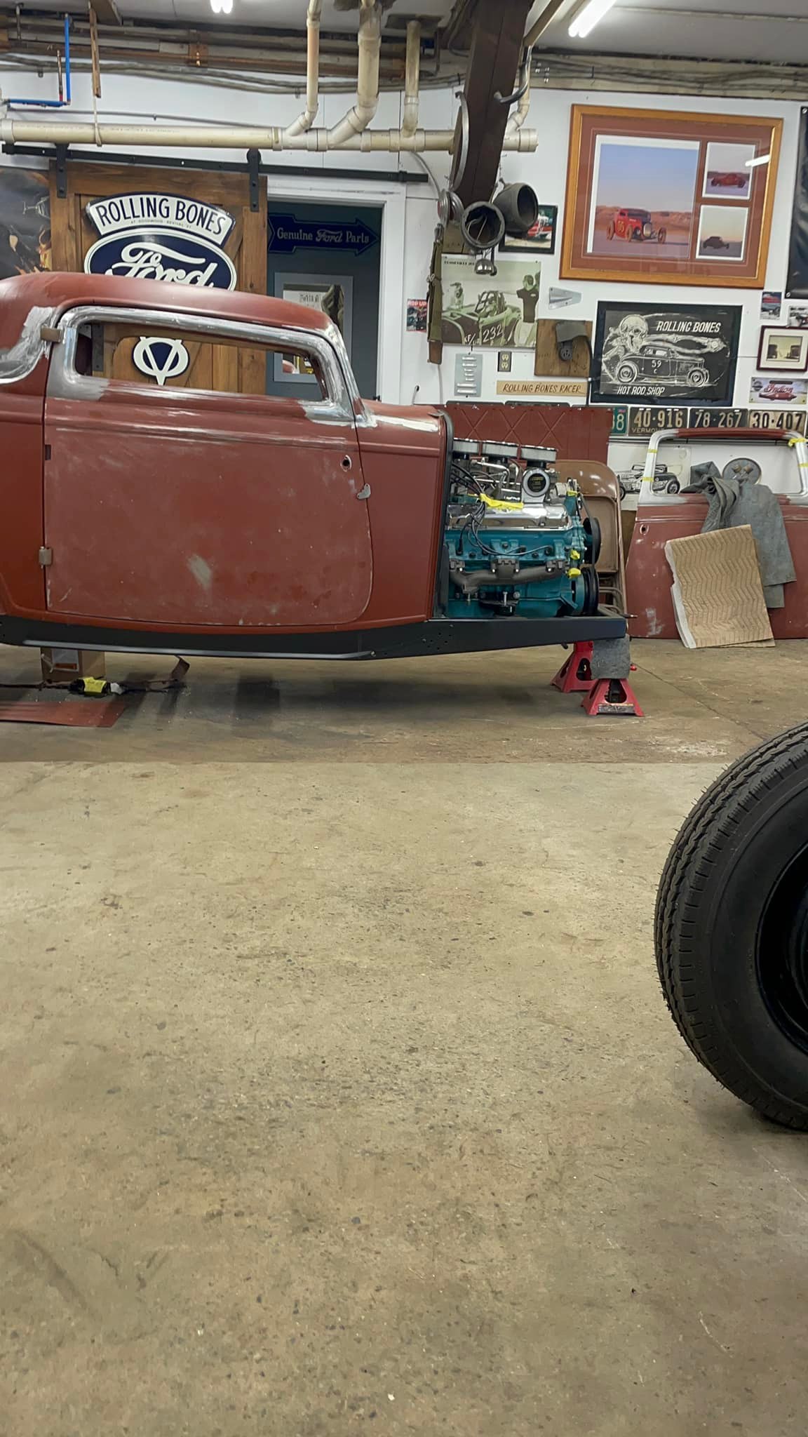 Taking a break on the chop to locate the 389 Pontiac!!