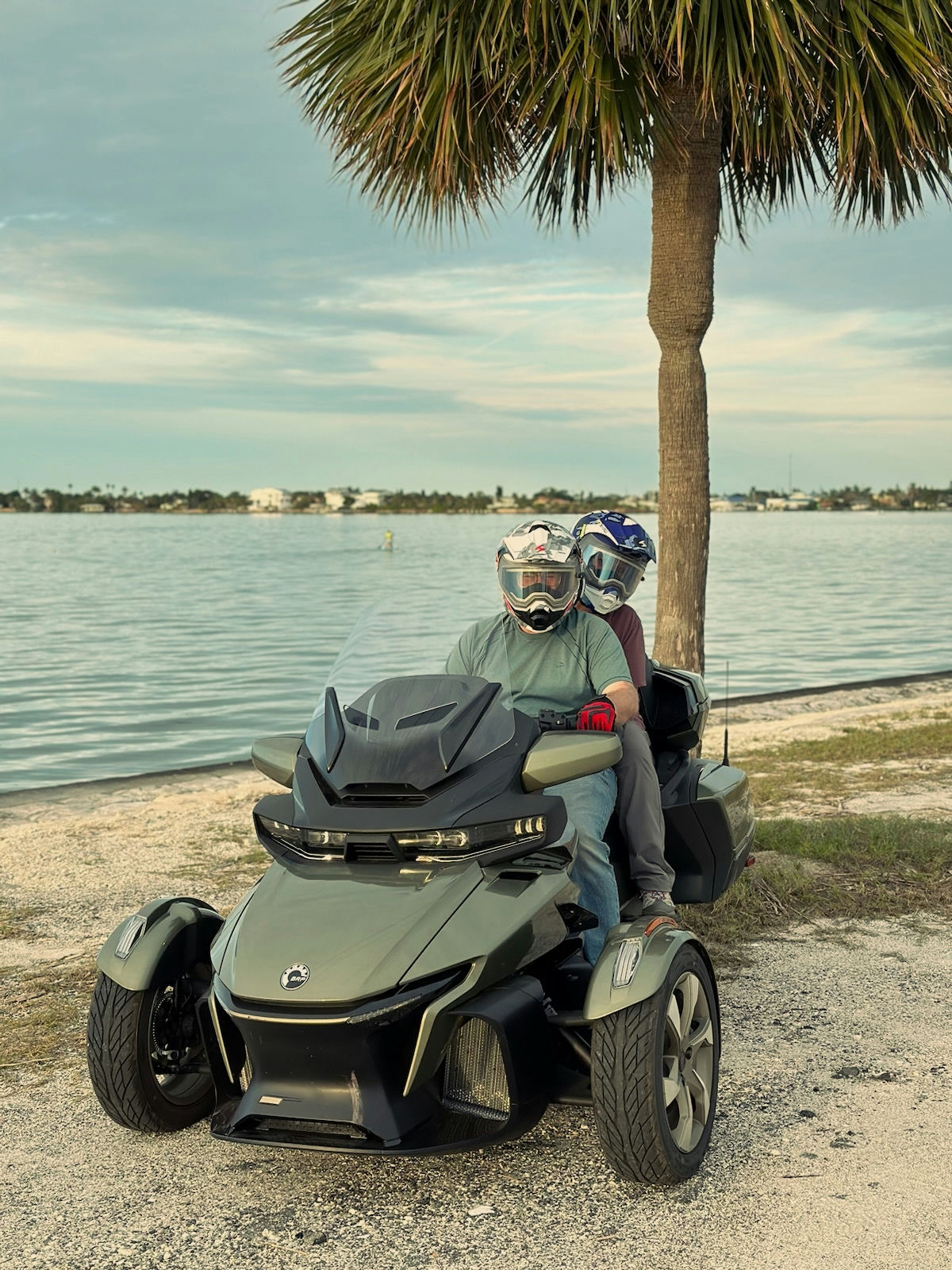 Can-Am 3-Wheel - New Can-Am riders from Texas📍 Kevin and... | Facebook