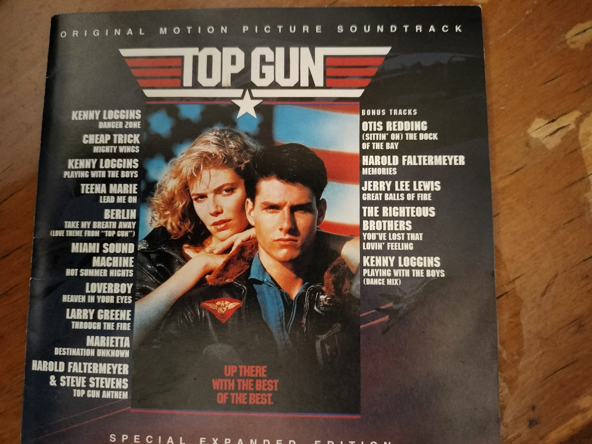 Just bought ost Top Gun Deluxe edition. 20 songs on board)
