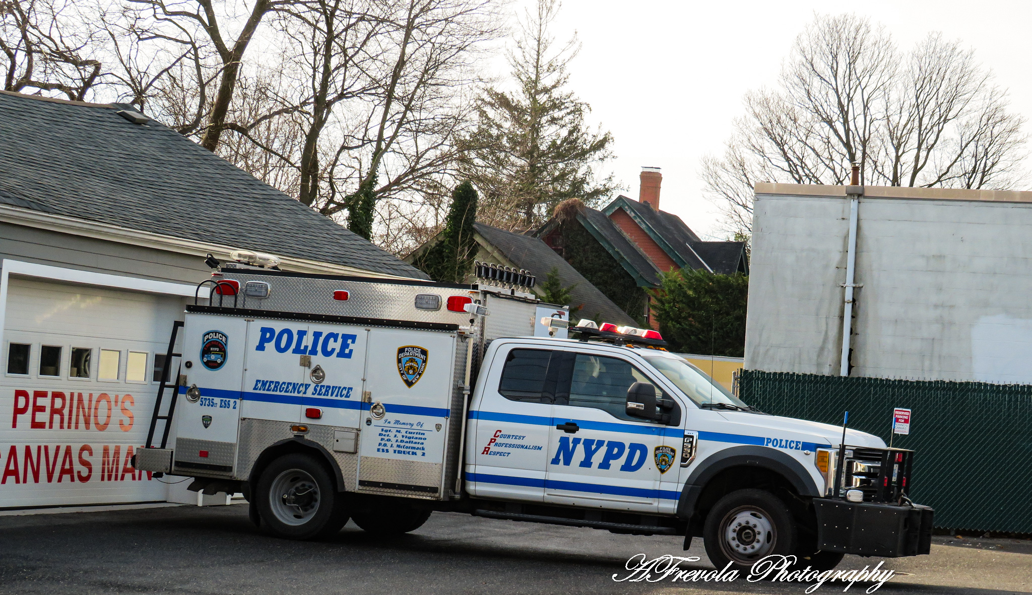New York City Police Department (NYPD) Emergency Services Unit (ESU)
