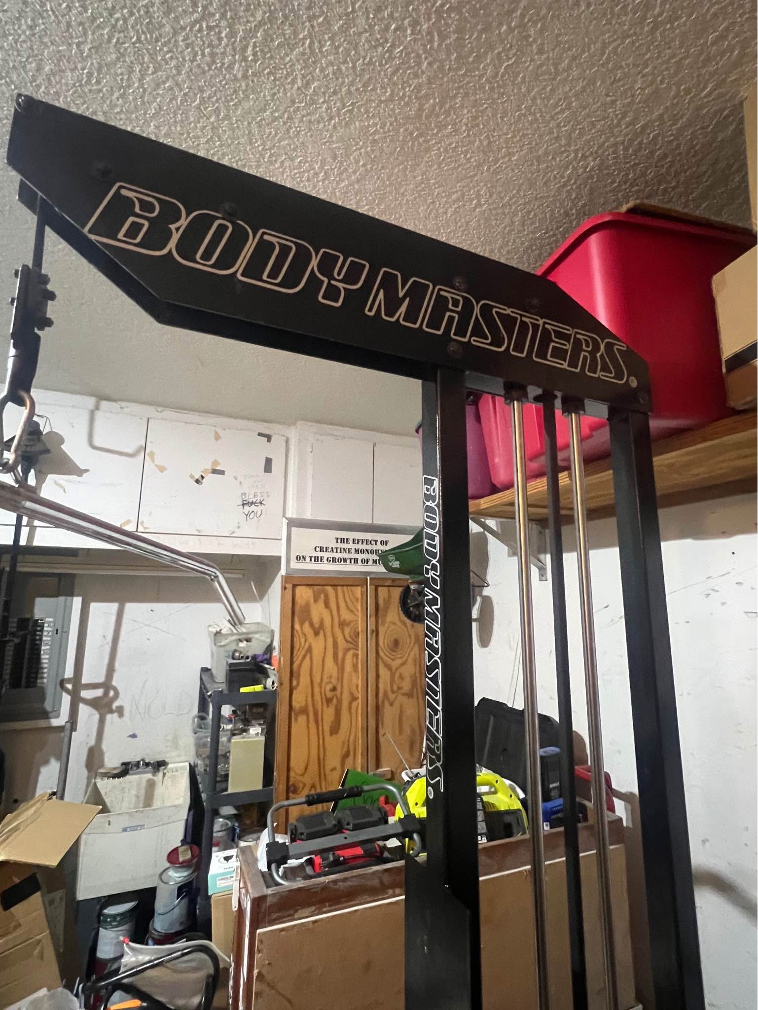Body Masters 212 Lat Pulldown (Refurbished)- 300 pound Stack, Like New ...