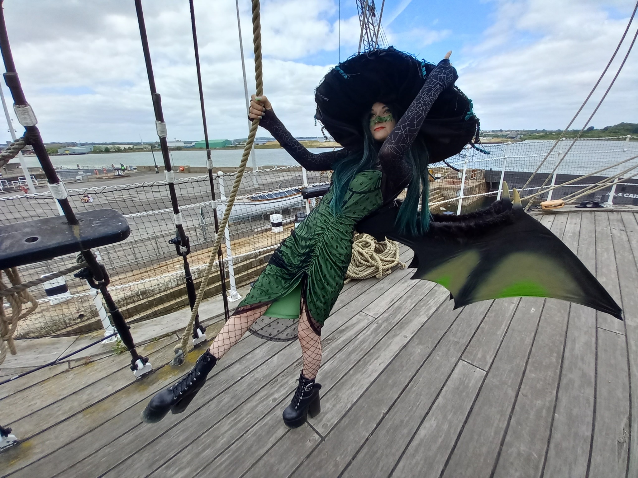 Starcrossed Arts & Cosplay... - Starcrossed Arts & Cosplay