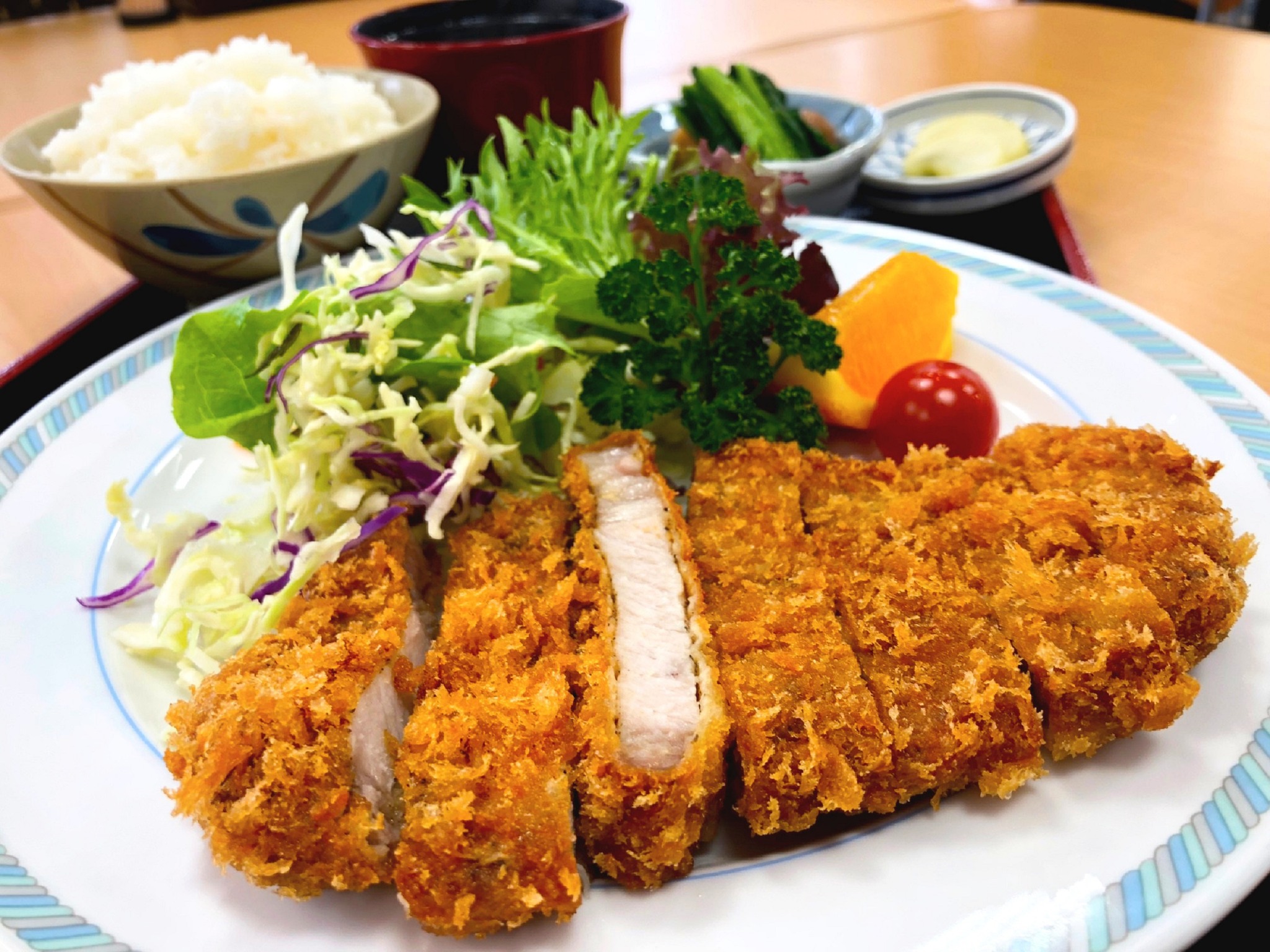 食事 処 サンキュー