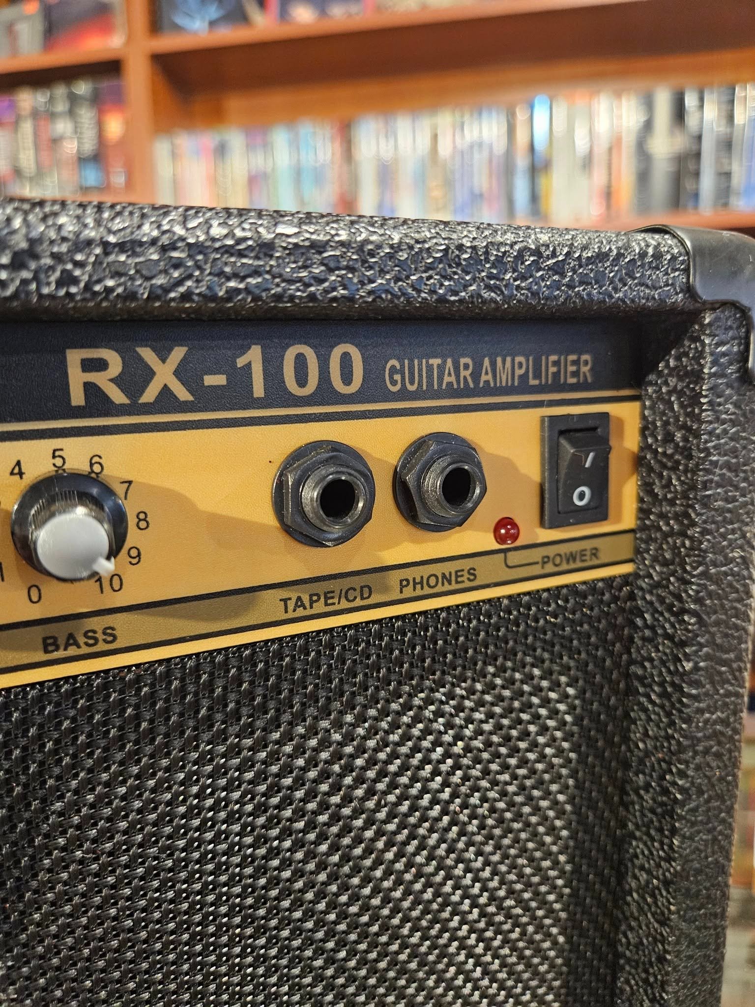 ROCKER RX-100 GUITAR AMP-WILL NOT RESPOND TO 