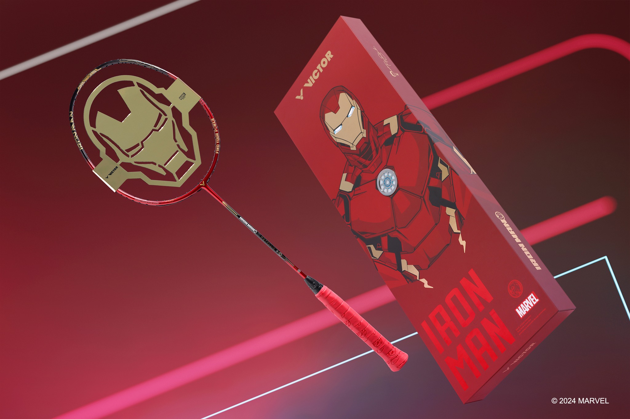 VICTOR バドミントンラケット ソー × MARVEL コラボモデル Unveiling the 𝙄𝙧𝙤𝙣 𝙈𝙖𝙣 𝙇𝙞𝙢𝙞𝙩𝙚𝙙 𝙍𝙖𝙘𝙠𝙚𝙩 𝙎𝙚𝙩