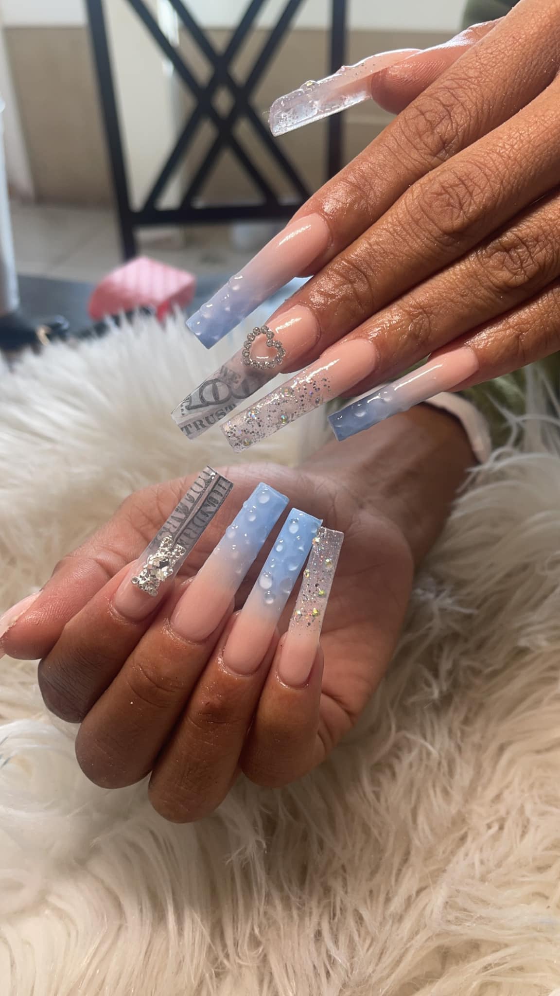 Come check us out and get your nails ready for the weekend!!❤️