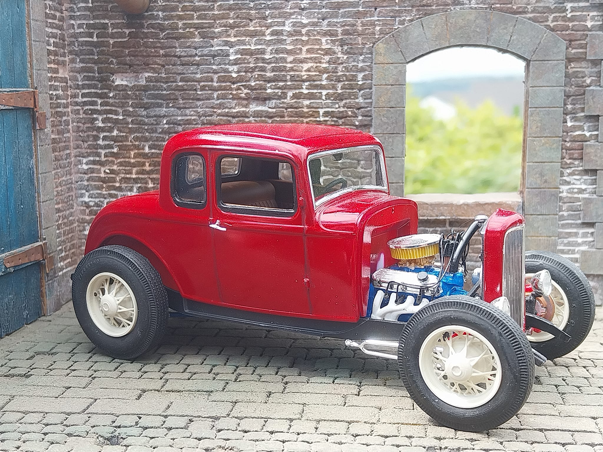 Building Revell's 1:25 '40 Ford Standard Coupe chassis