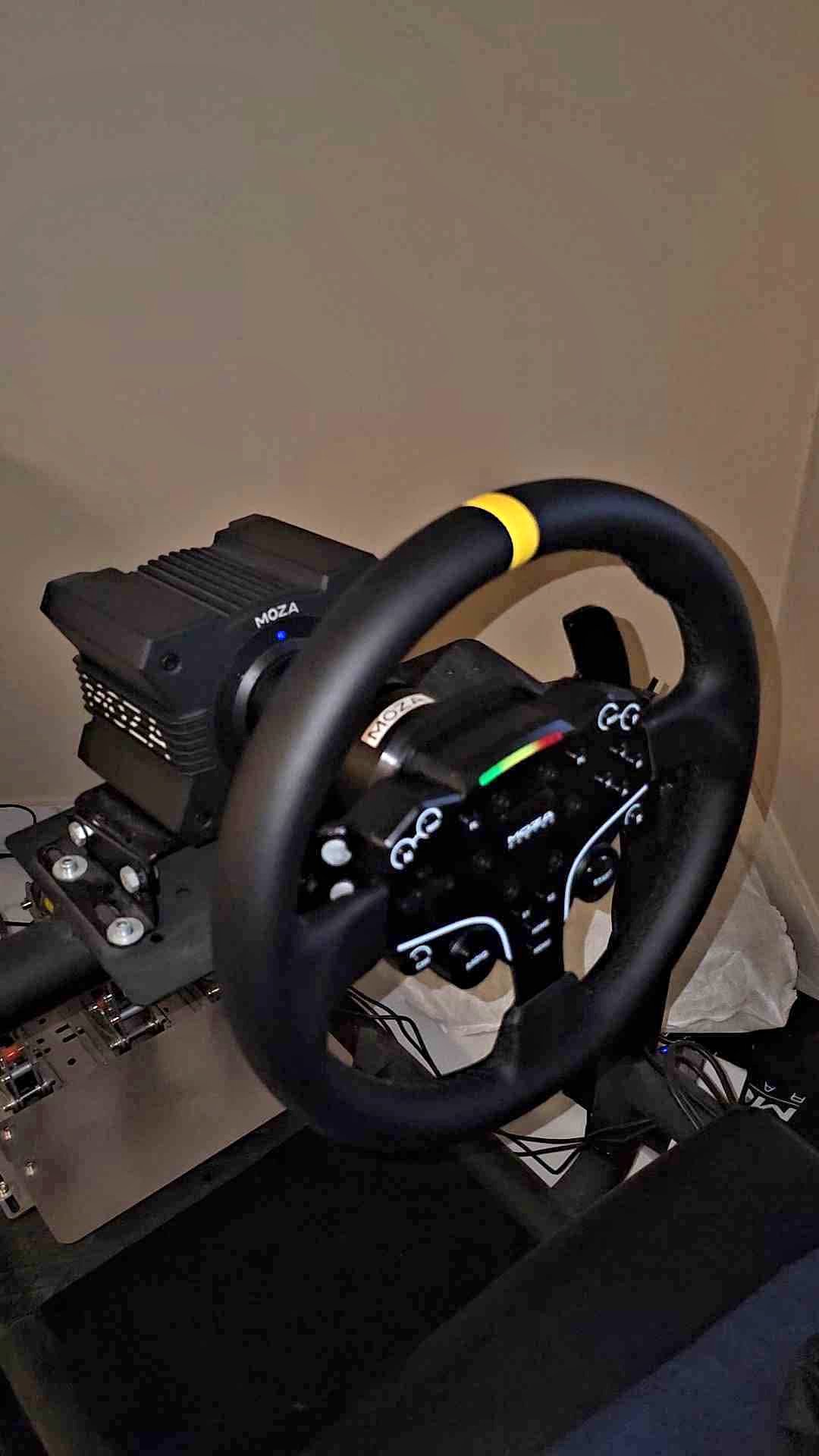 Full Moza R9 Racing Simulator Setup - Car Suspension & Steering ...