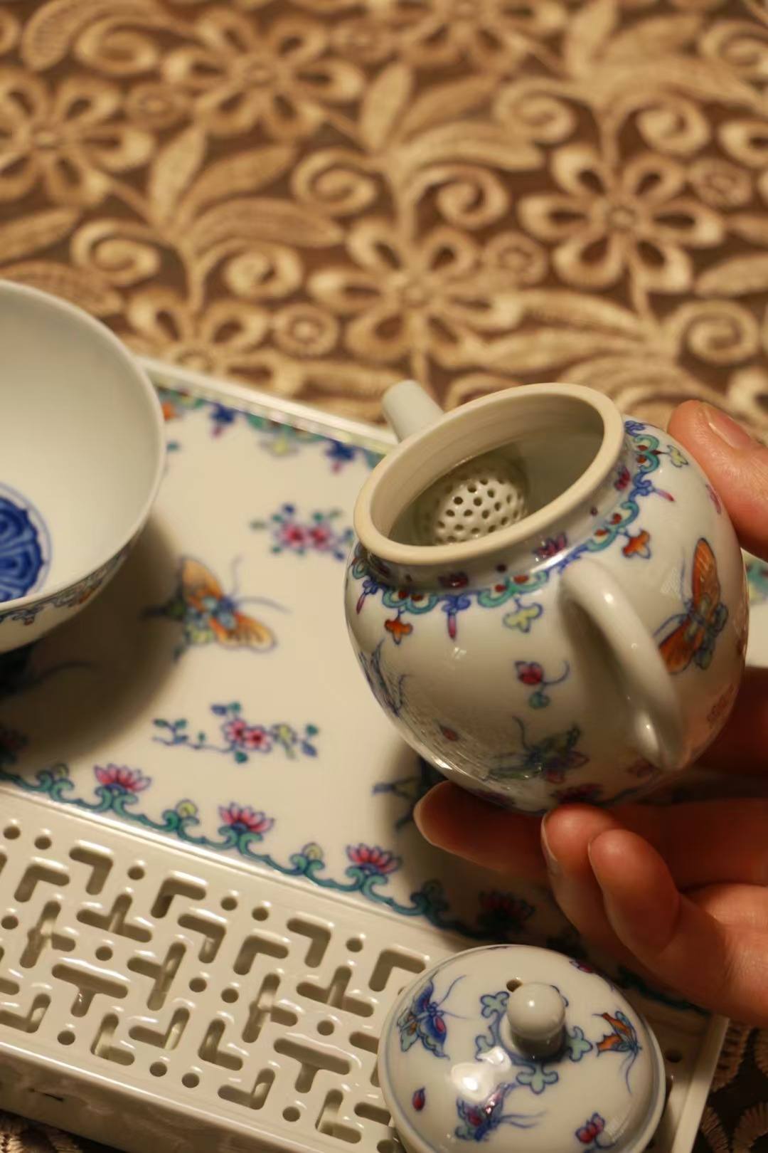 戴杰- 戴杰added a new photo — at 景德镇Jingdezhen.