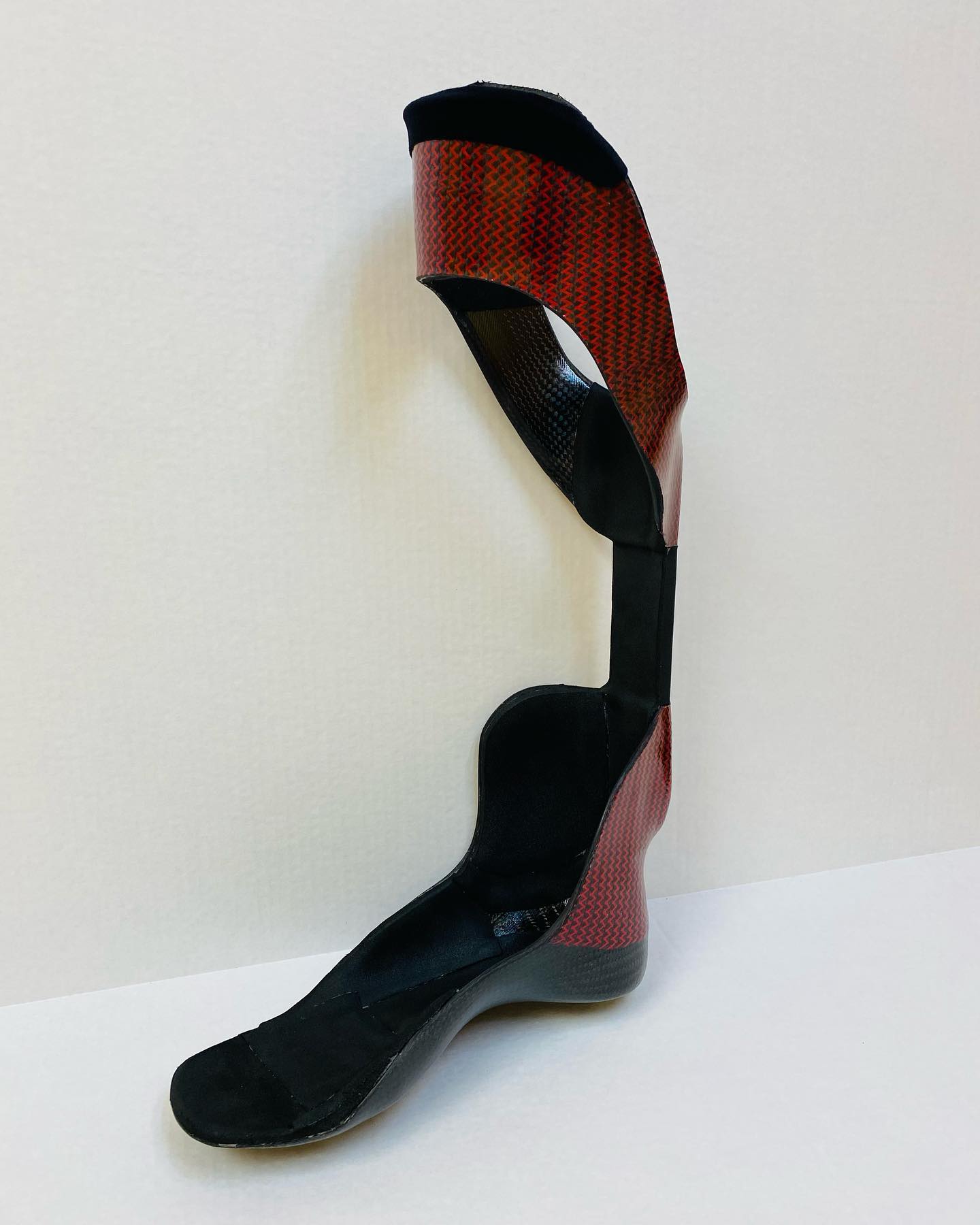 HeliosBracing, Inc - Helios GX energy storing Orthosis in Red Carbon ...