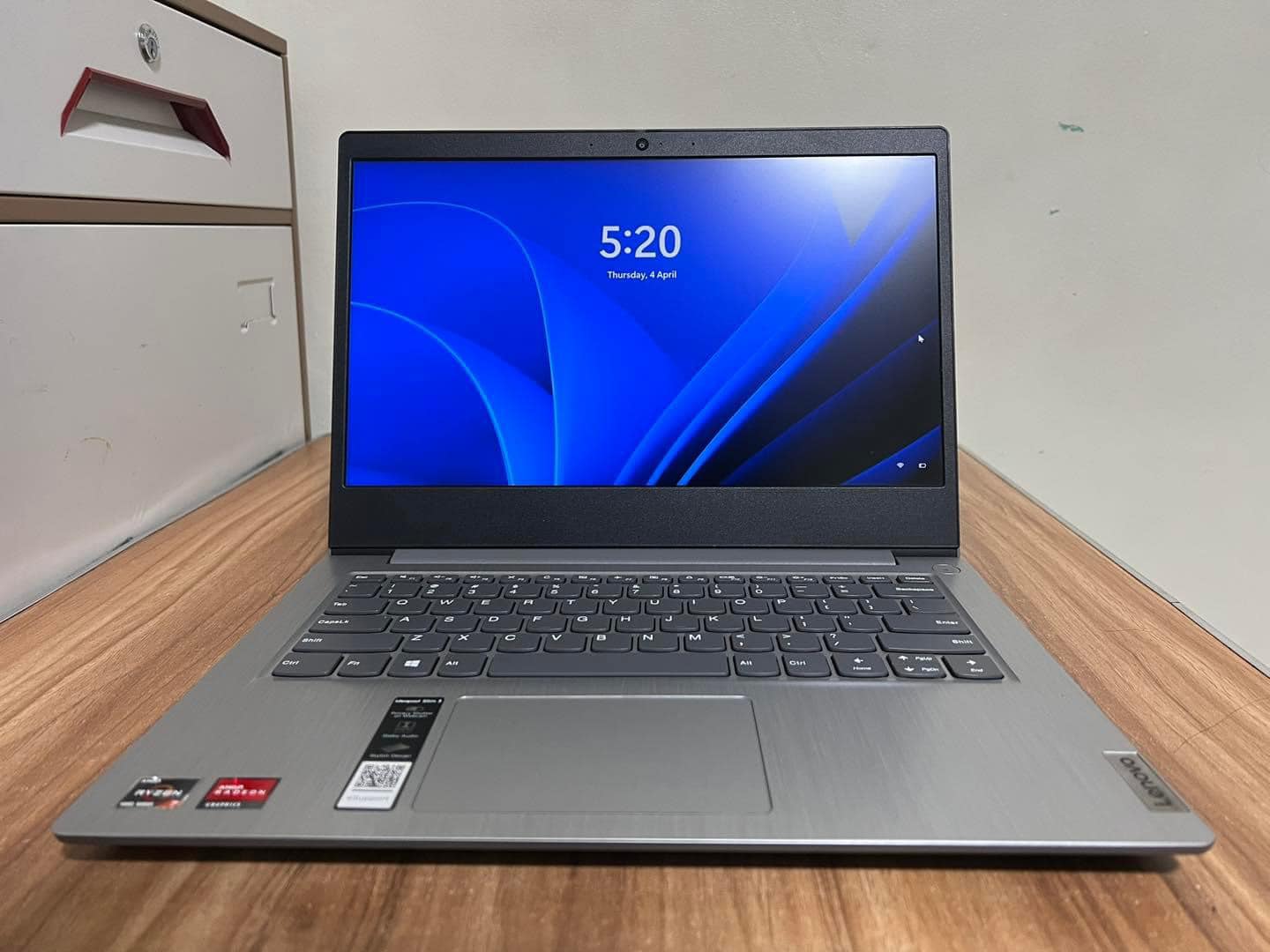 Lenovo IdeaPad 3-14ARE05 AMD Ryzen 7 4700U / 512GB SSD / 8GB RAM 