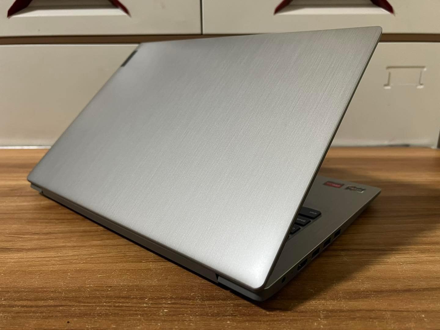 Lenovo IdeaPad 3-14ARE05 AMD Ryzen 7 4700U / 512GB SSD / 8GB RAM 