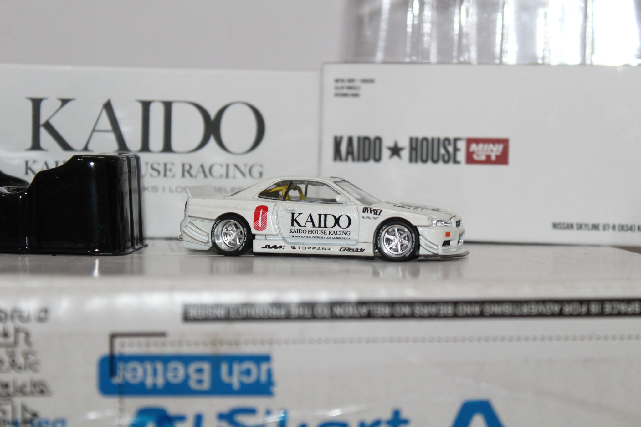 CAPO CD1582X QUEEN 1:8 car kit Pre-sale discount before January 31