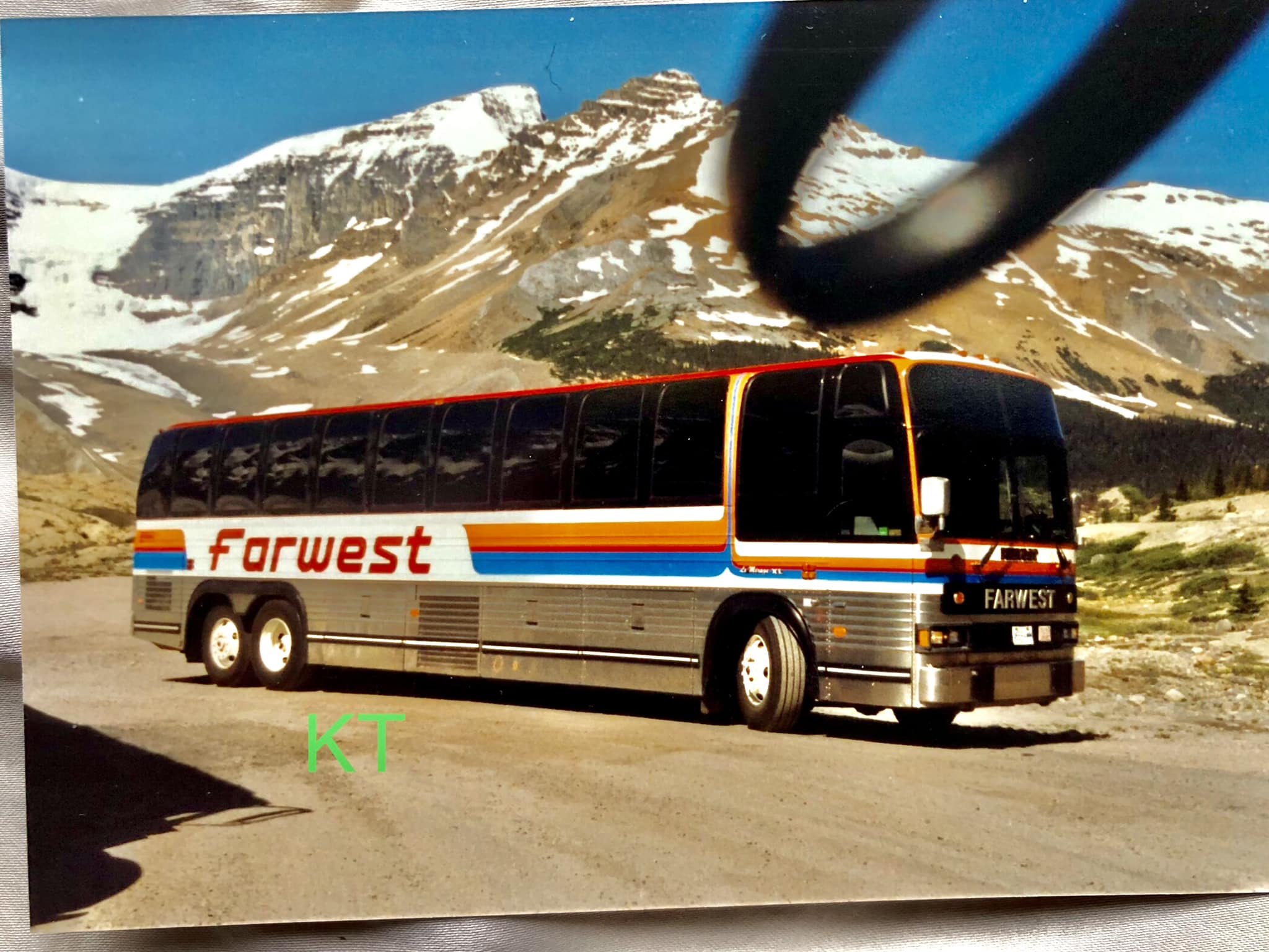 Y*L様 カミュー　アフターバス&ナポレオン Prevost Le Mirage XL bus at Columbia Icefields, AB
